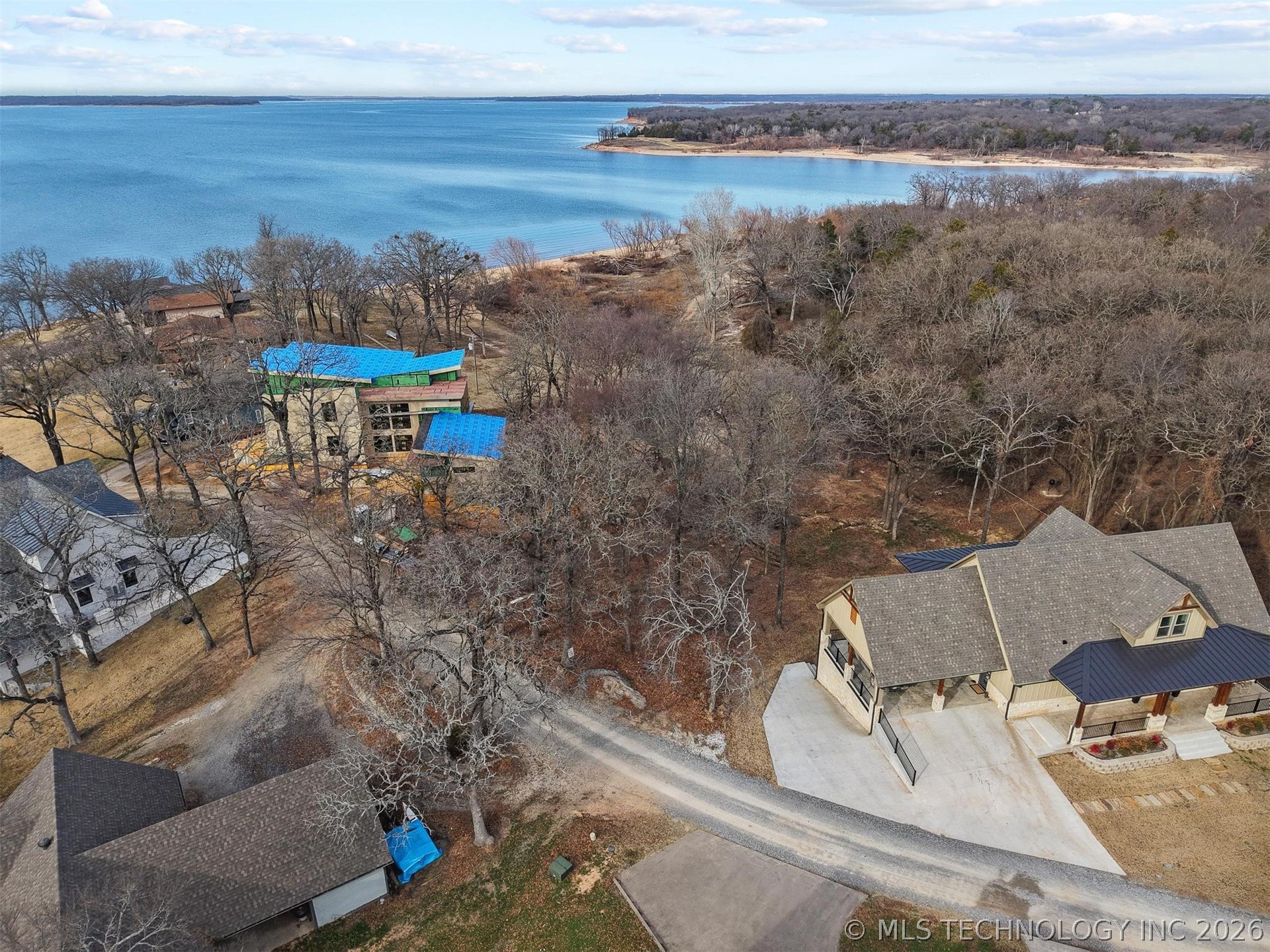 Cove Road Property Photo 11