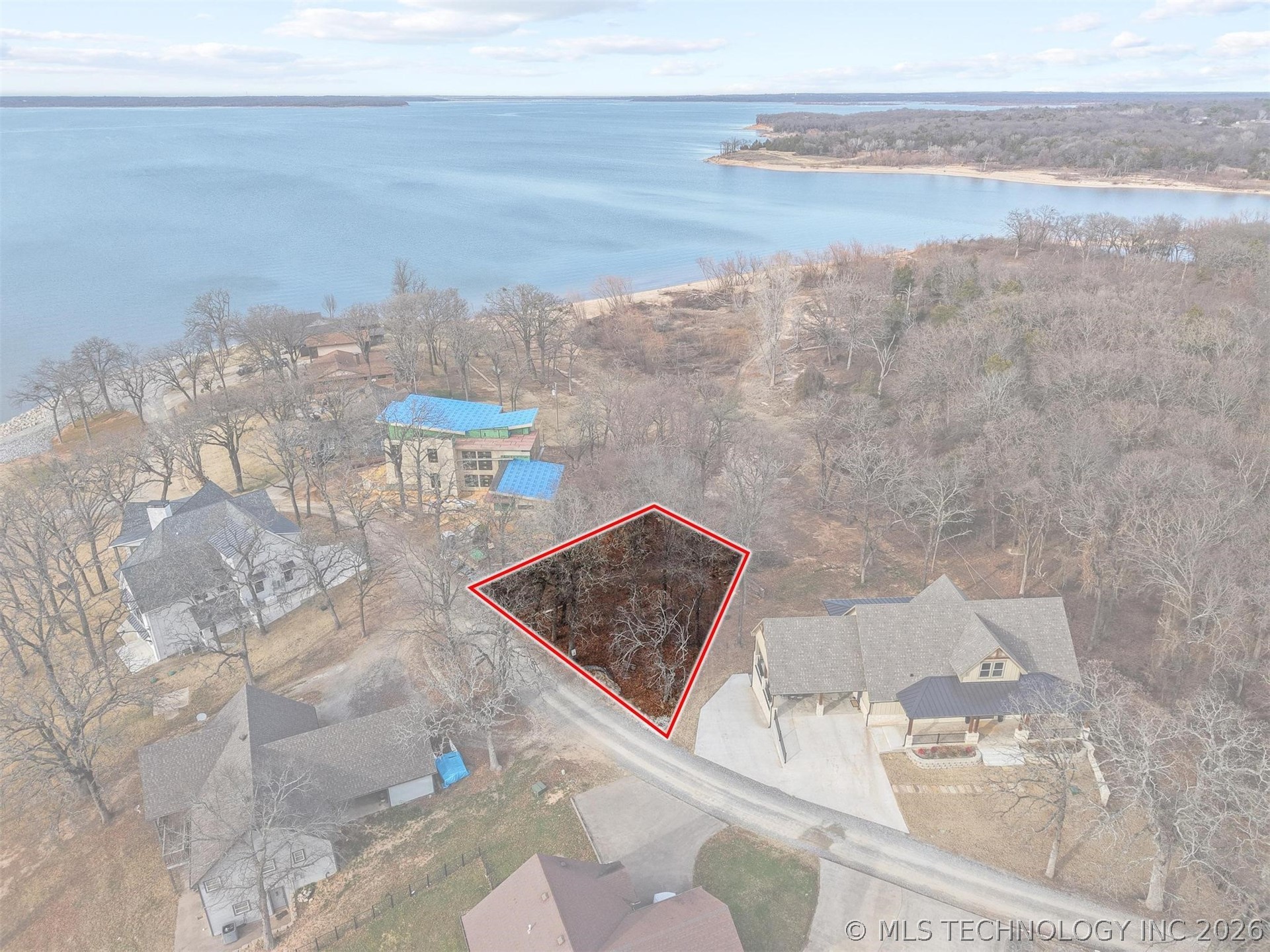 Cove Road Property Photo 12