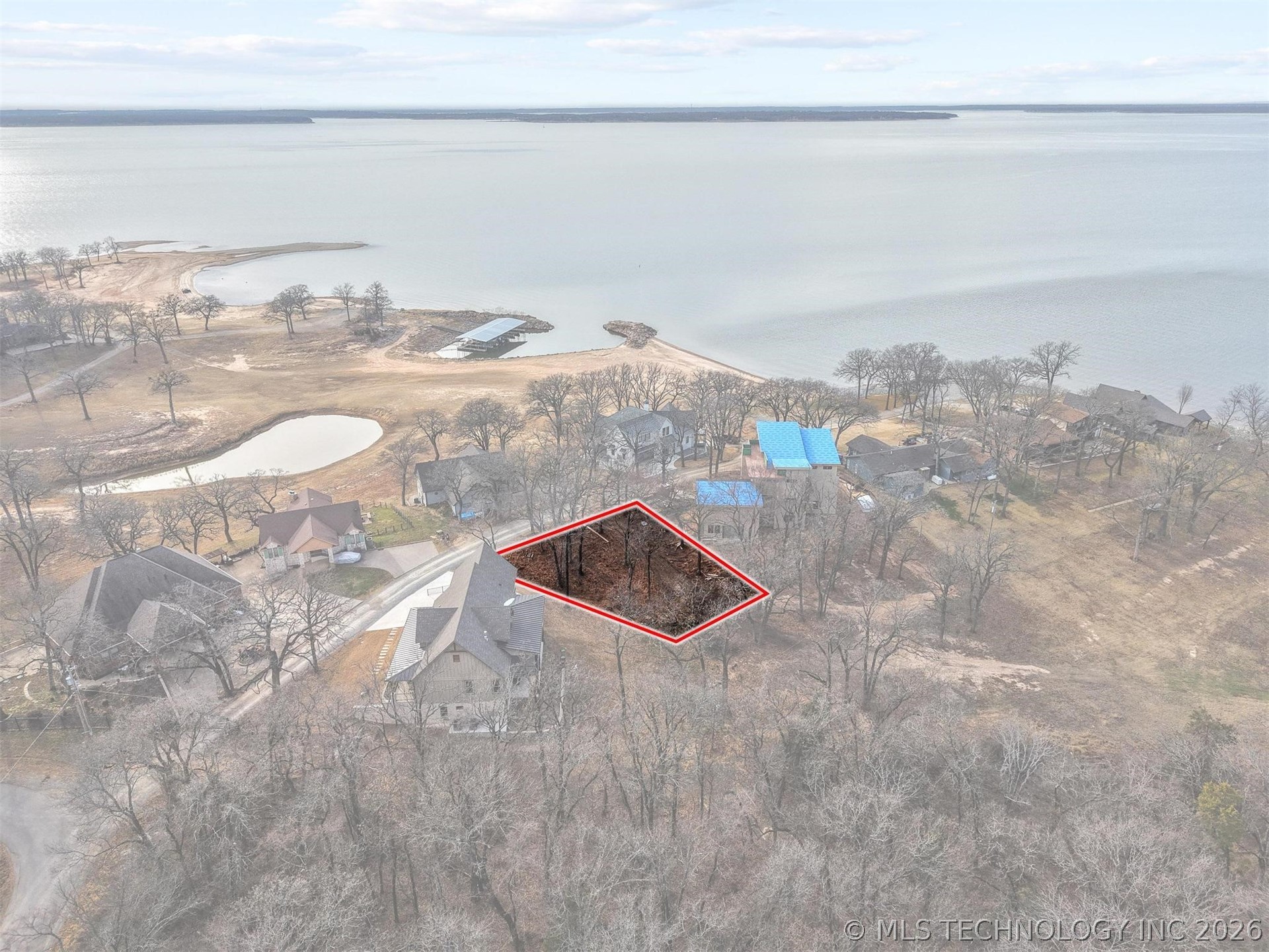 Cove Road Property Photo 18