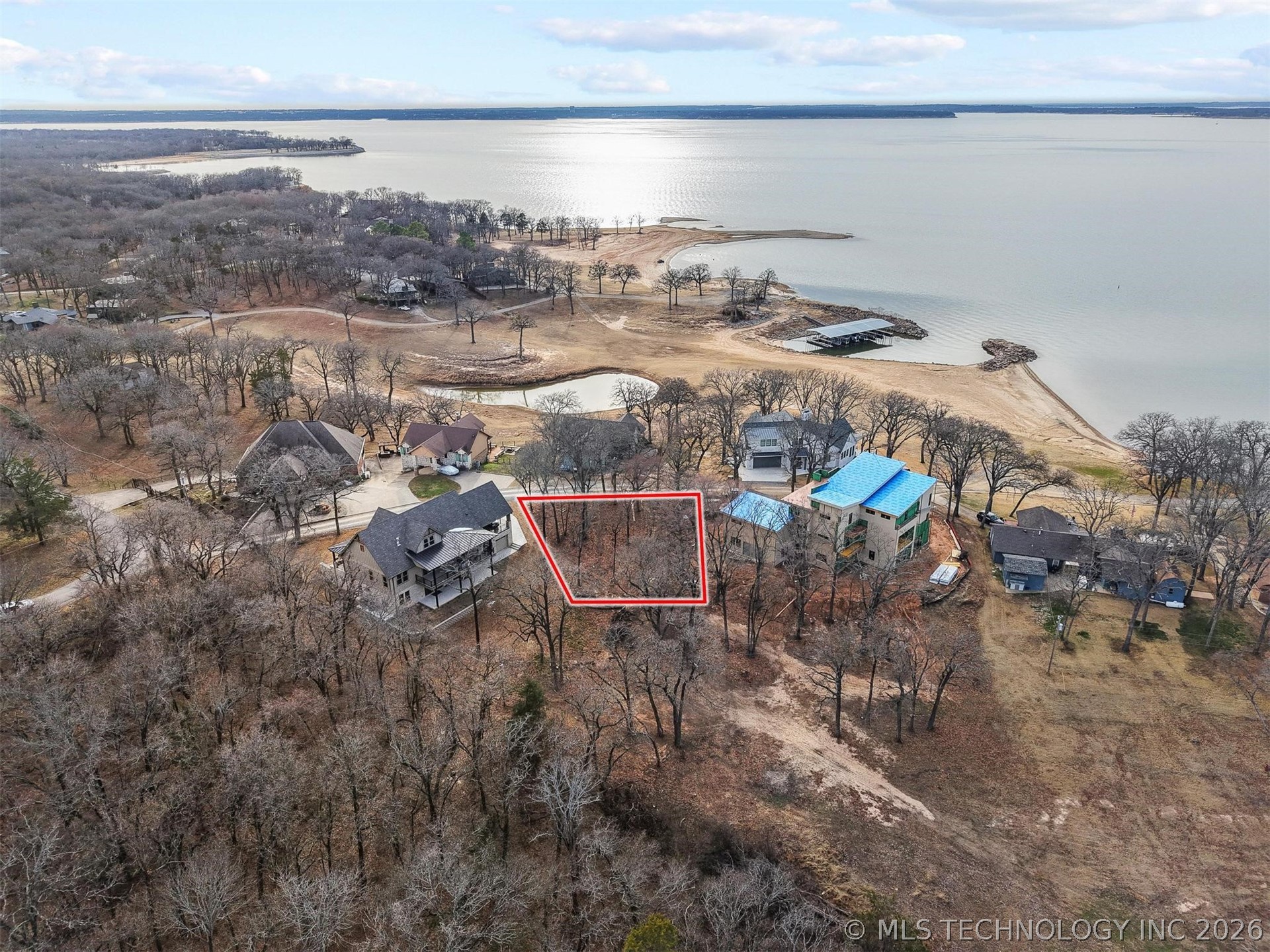 Cove Road Property Photo 21