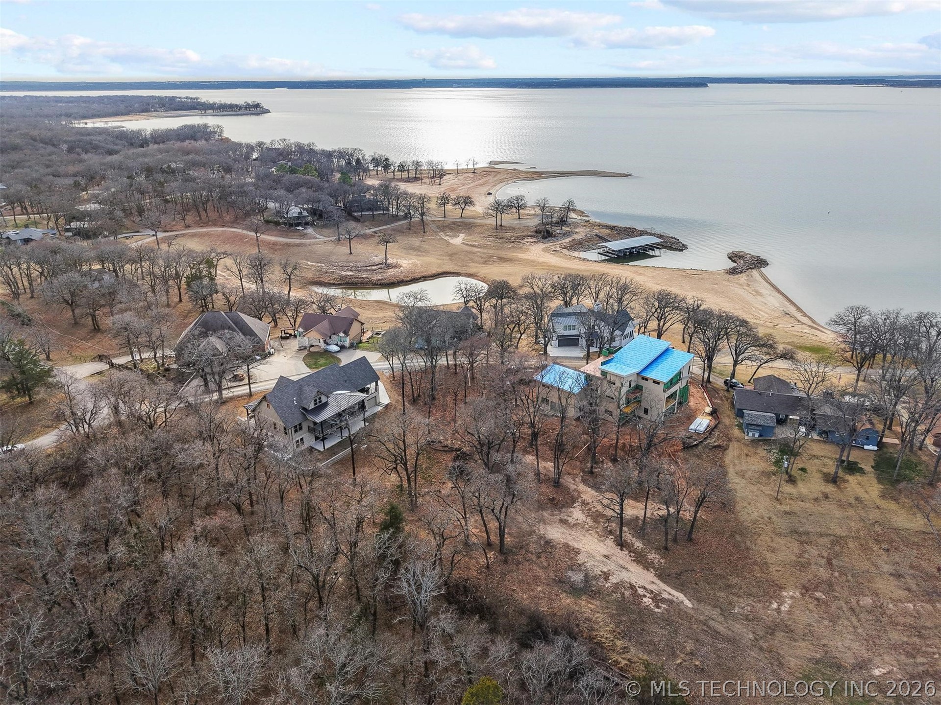 Cove Road Property Photo 22