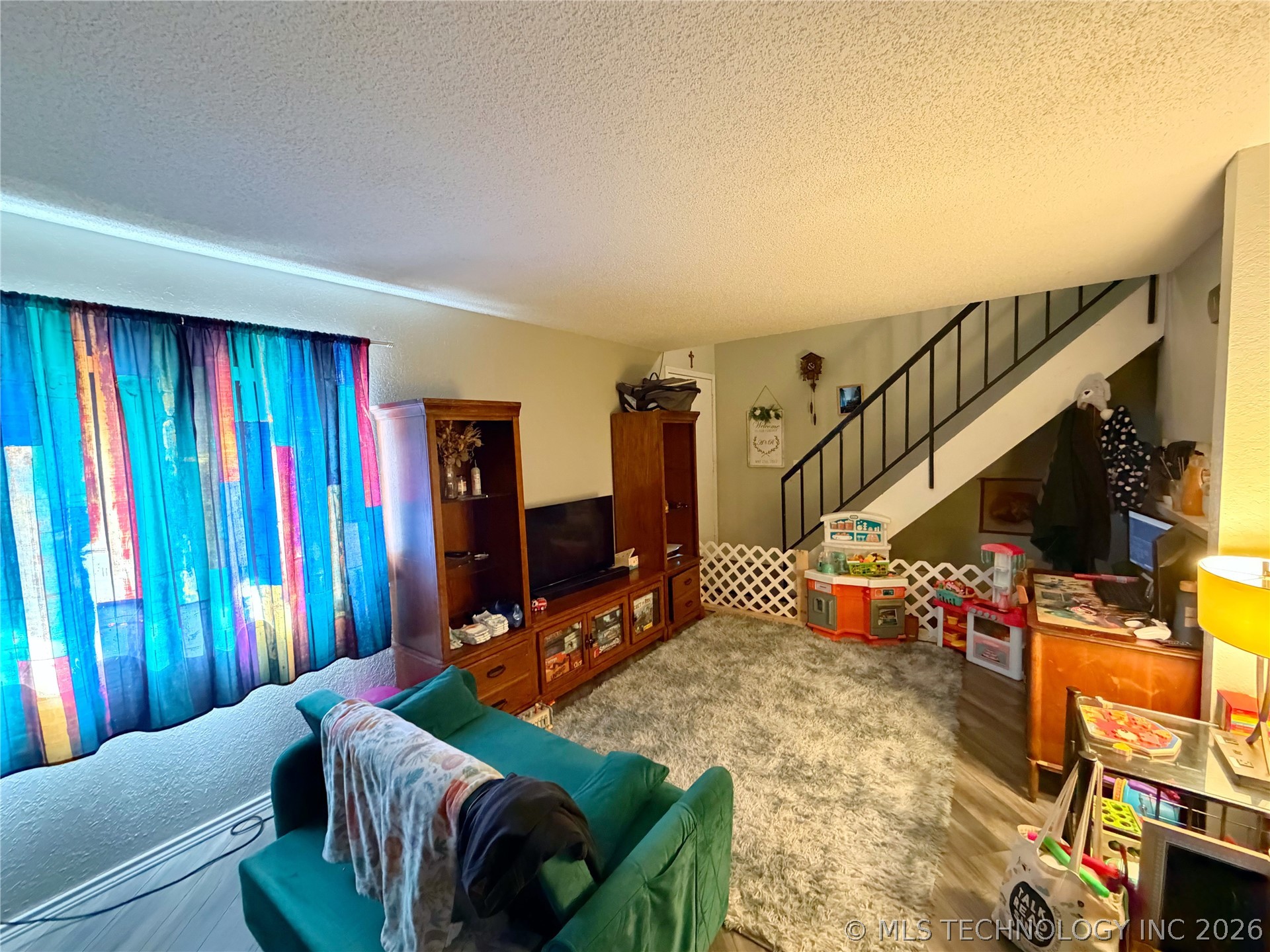 2210 E 66th Place 17b3 Property Photo 5