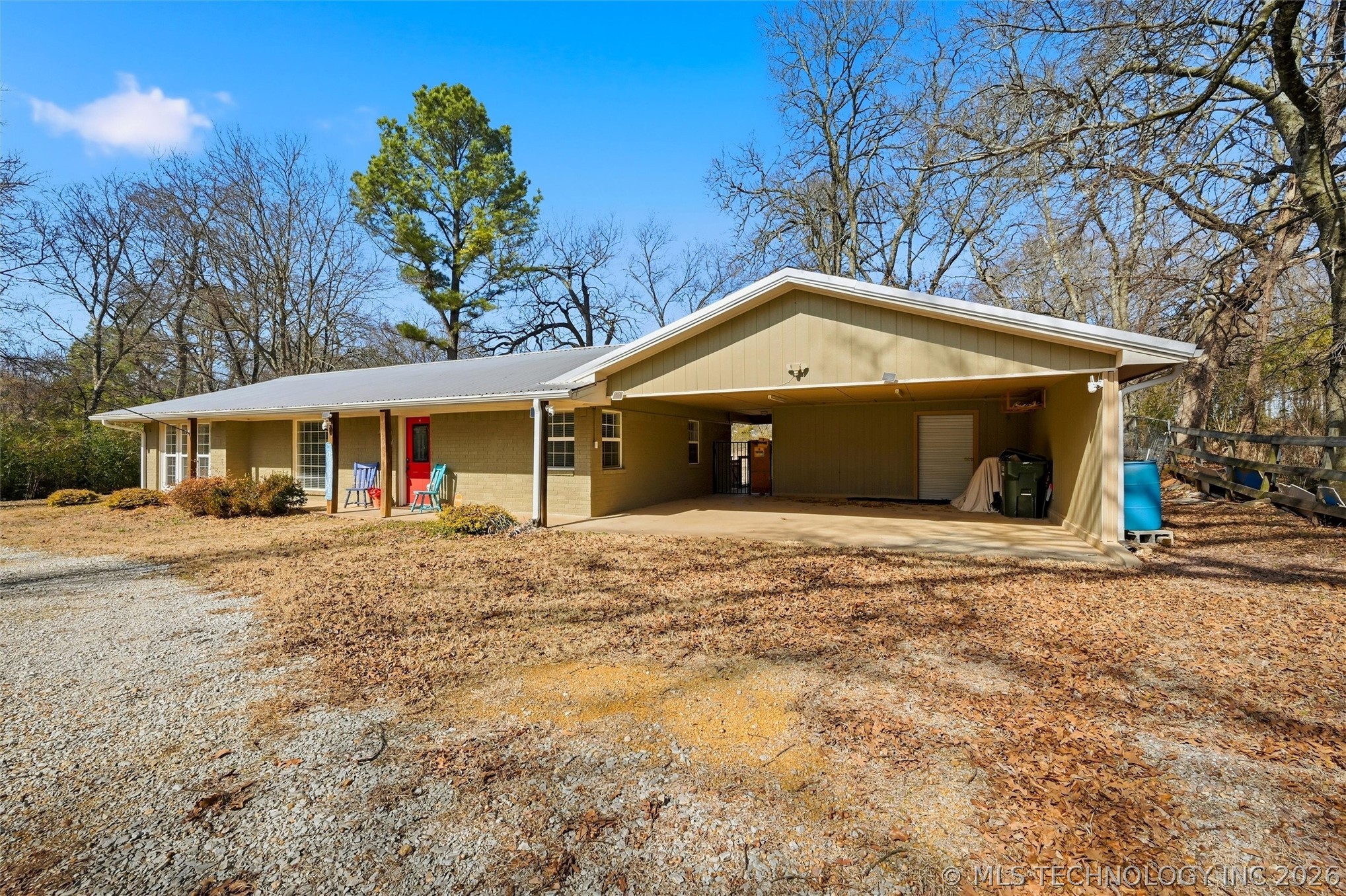 805 Harkey Property Photo 2