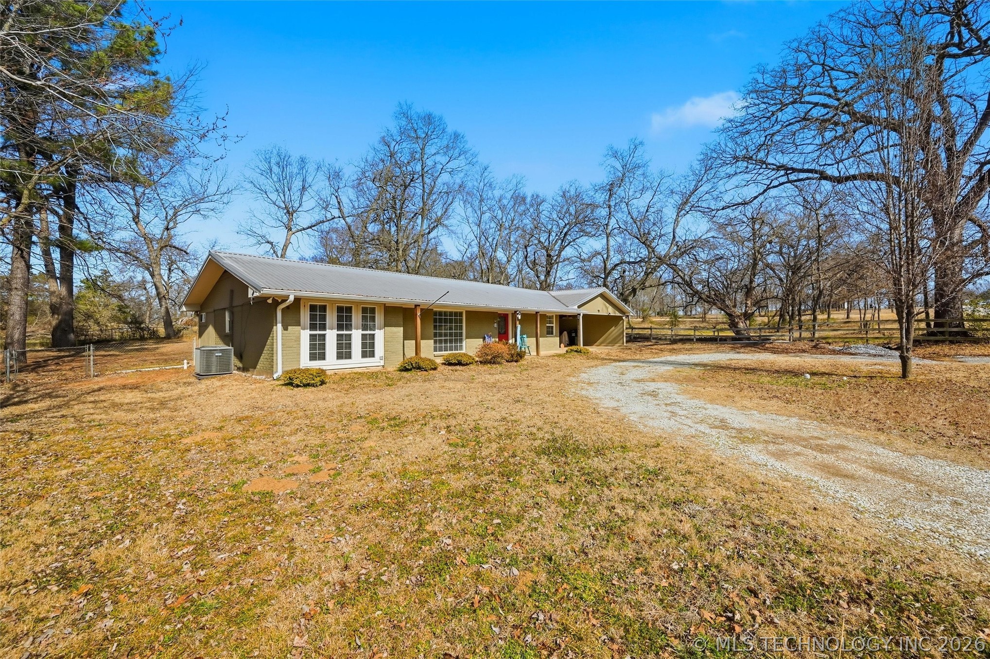 805 Harkey Property Photo 5