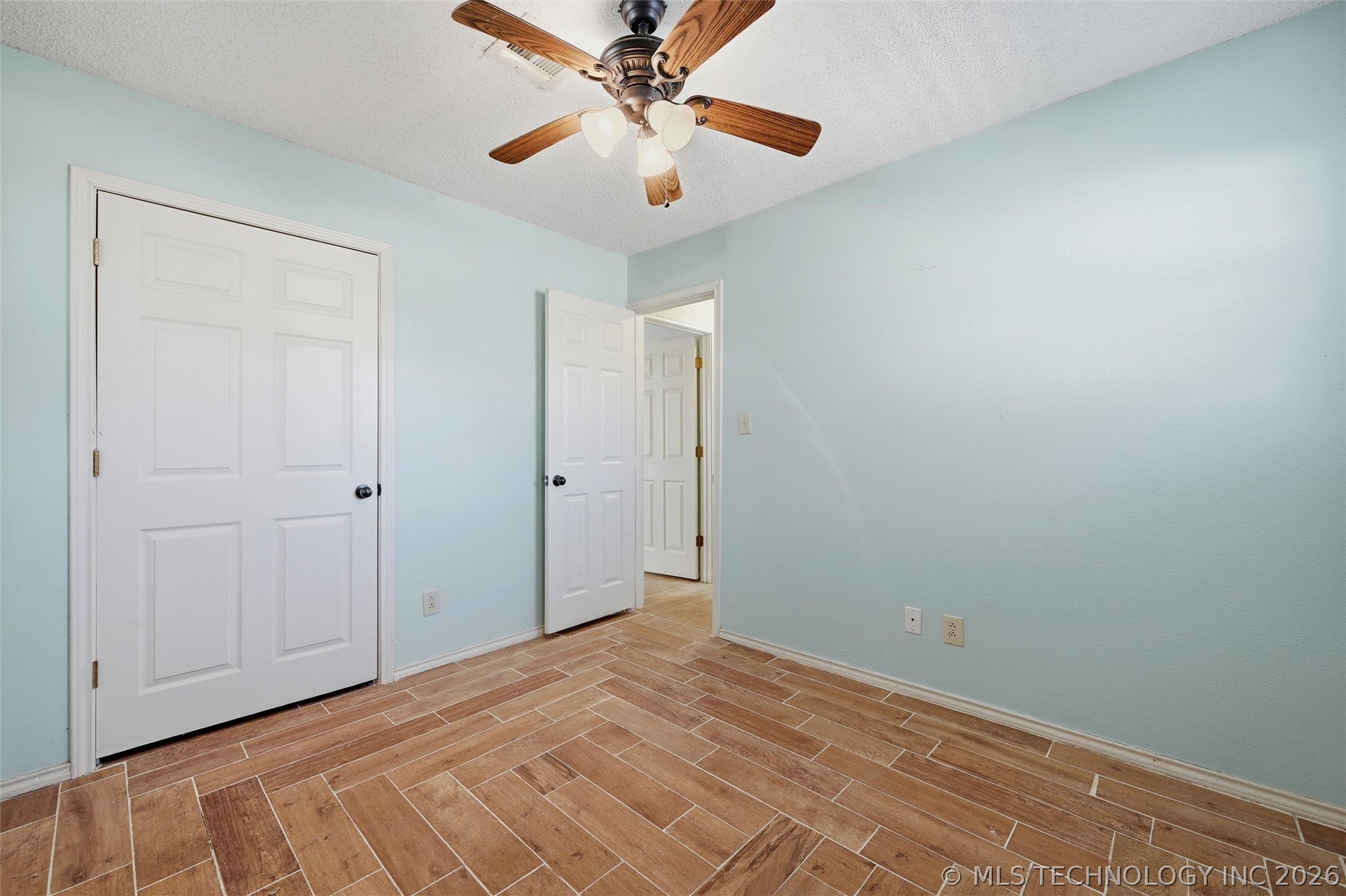 805 Harkey Property Photo 23