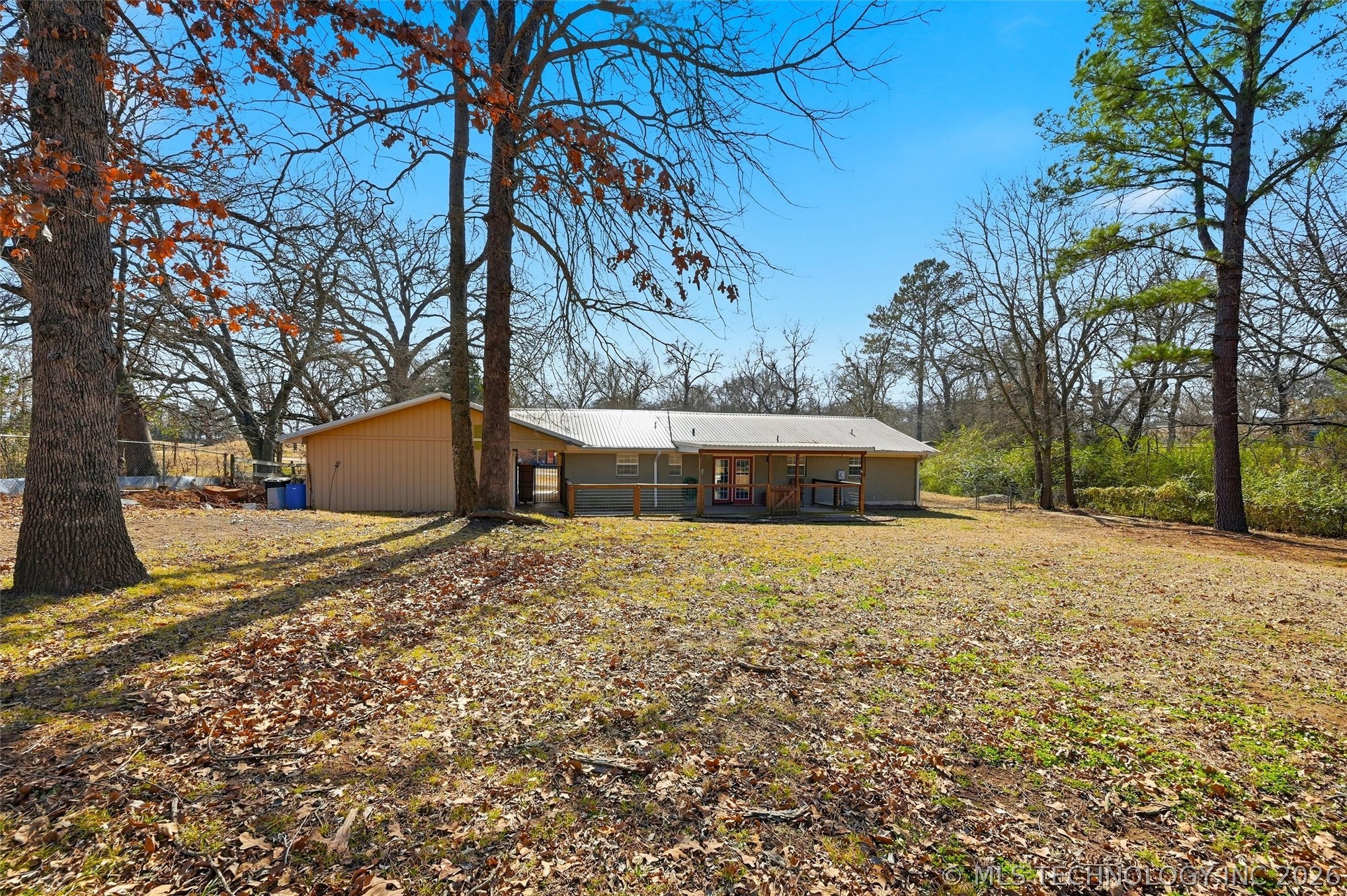 805 Harkey Property Photo 26