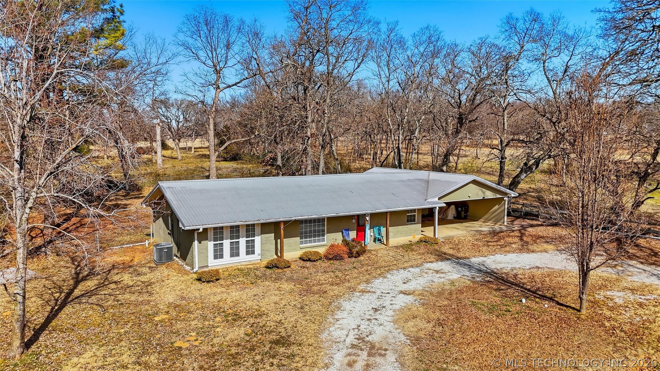 805 Harkey Property Photo 32