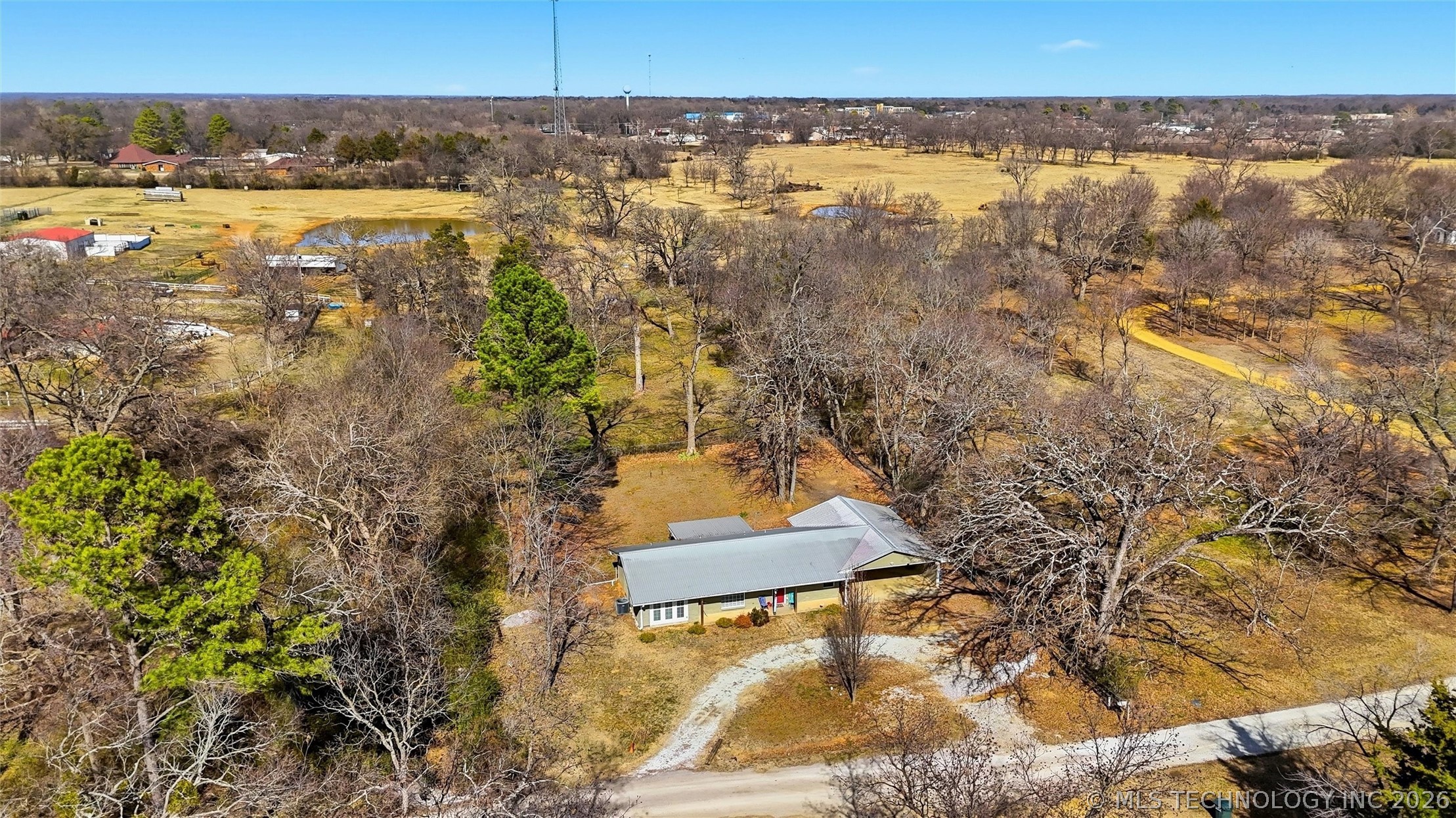 805 Harkey Property Photo 36