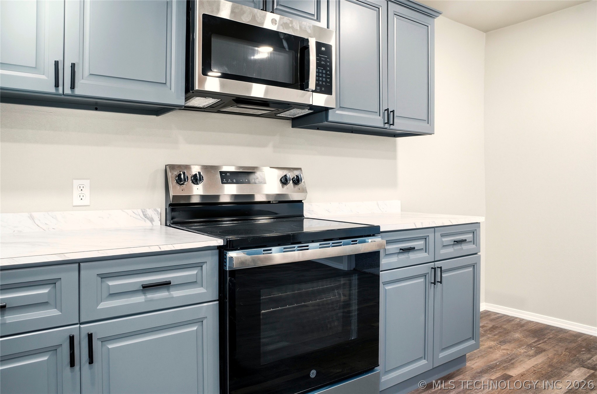 465596 Highway 51 Property Photo 19