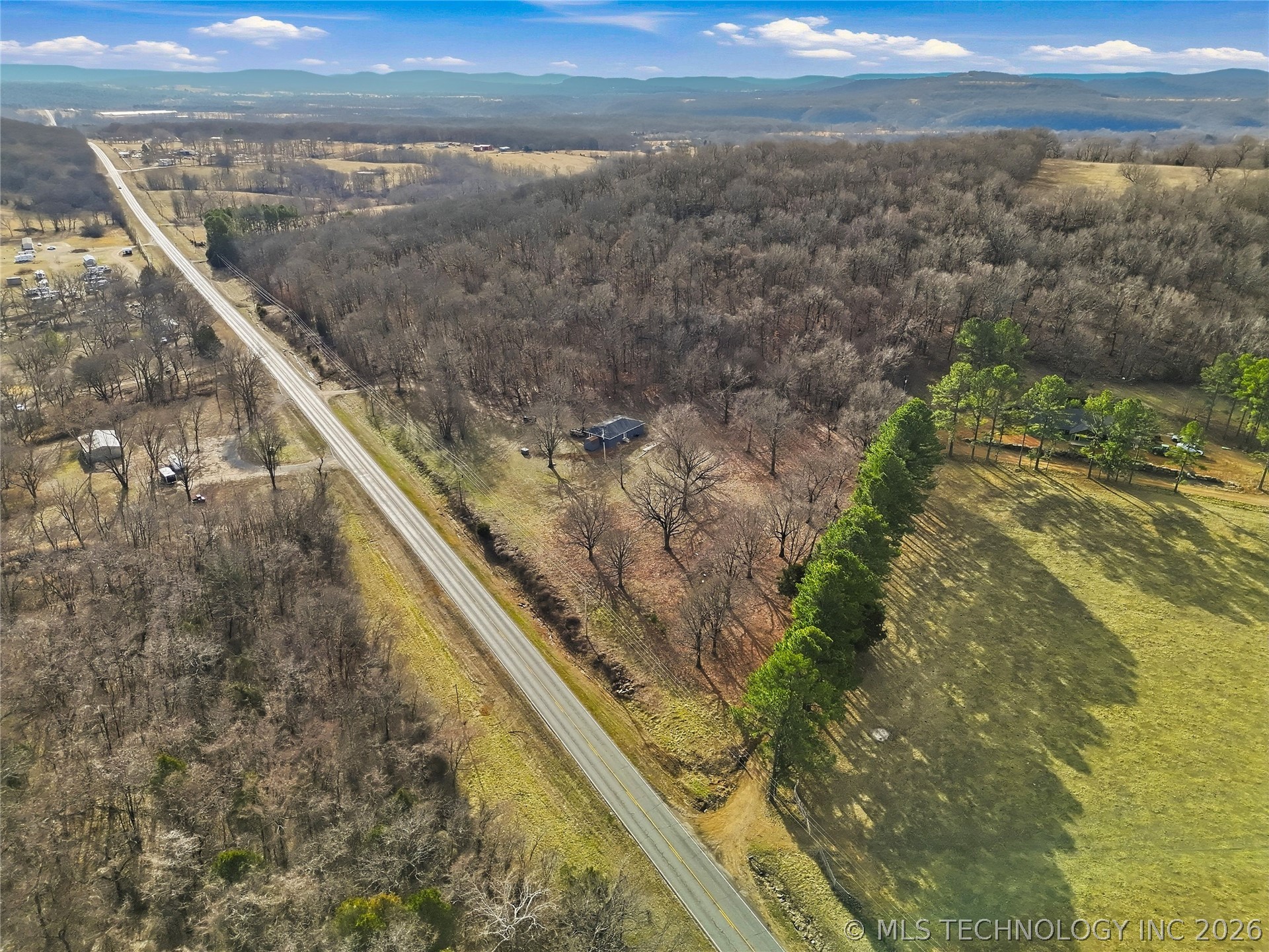 465596 Highway 51 Property Photo 38