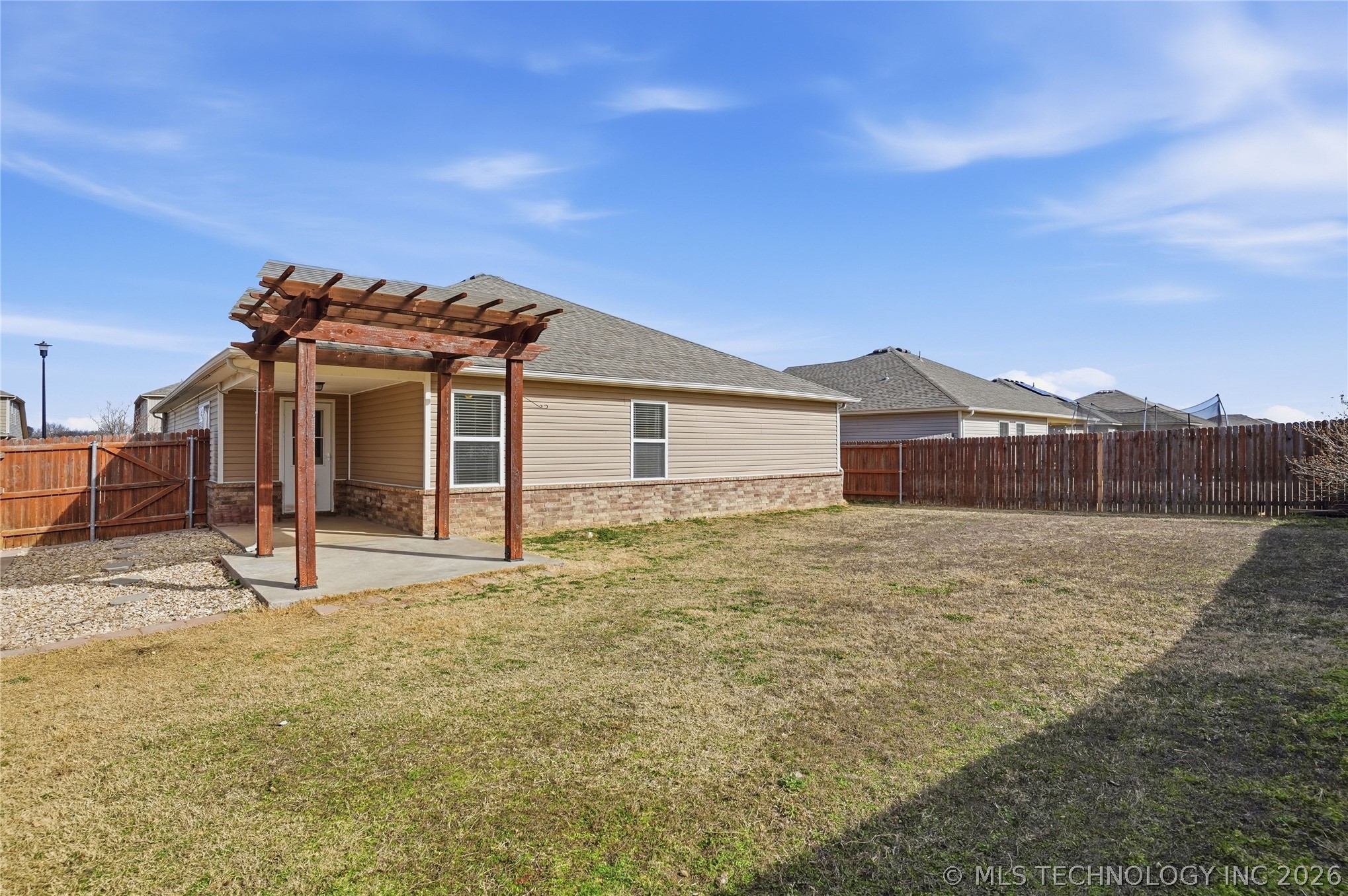 14810 E 37th Street Property Photo 40