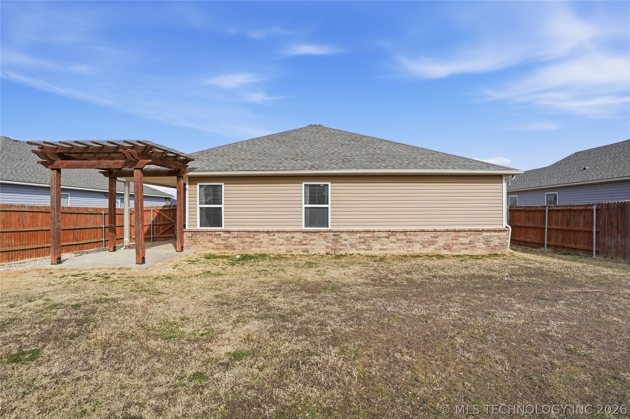 14810 E 37th Street Property Photo 42