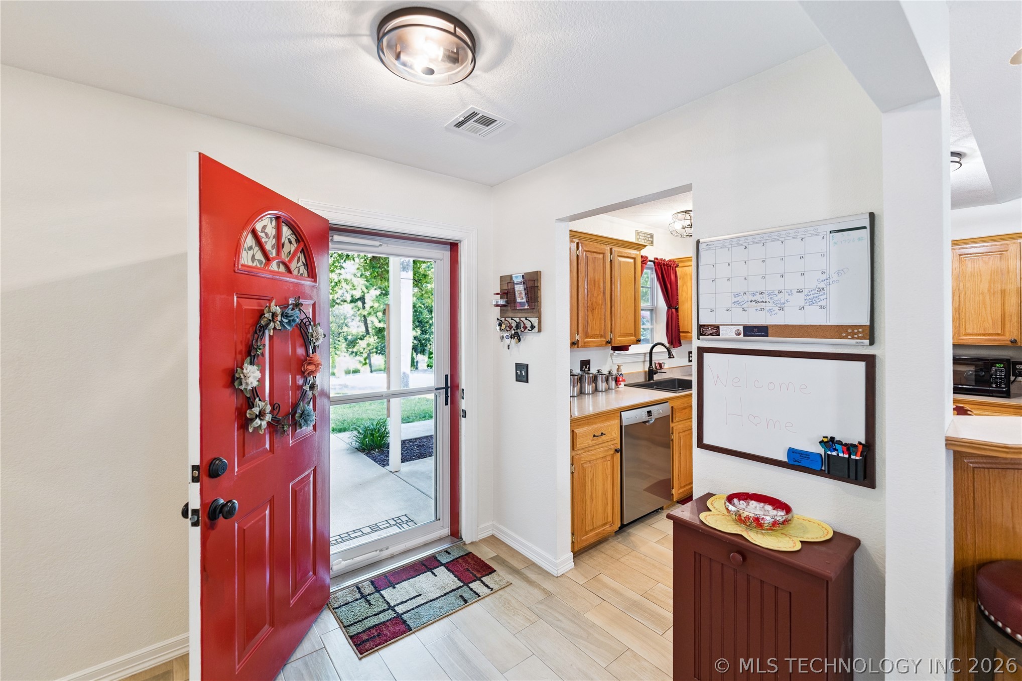 91 Plum Tree Road Property Photo 4