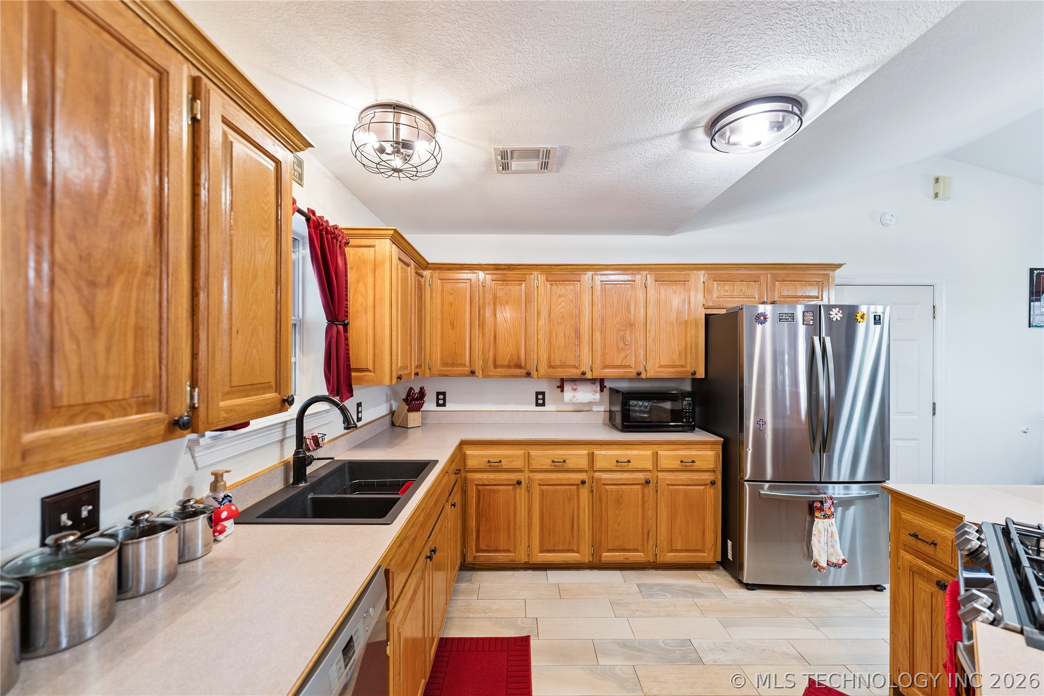 91 Plum Tree Road Property Photo 6