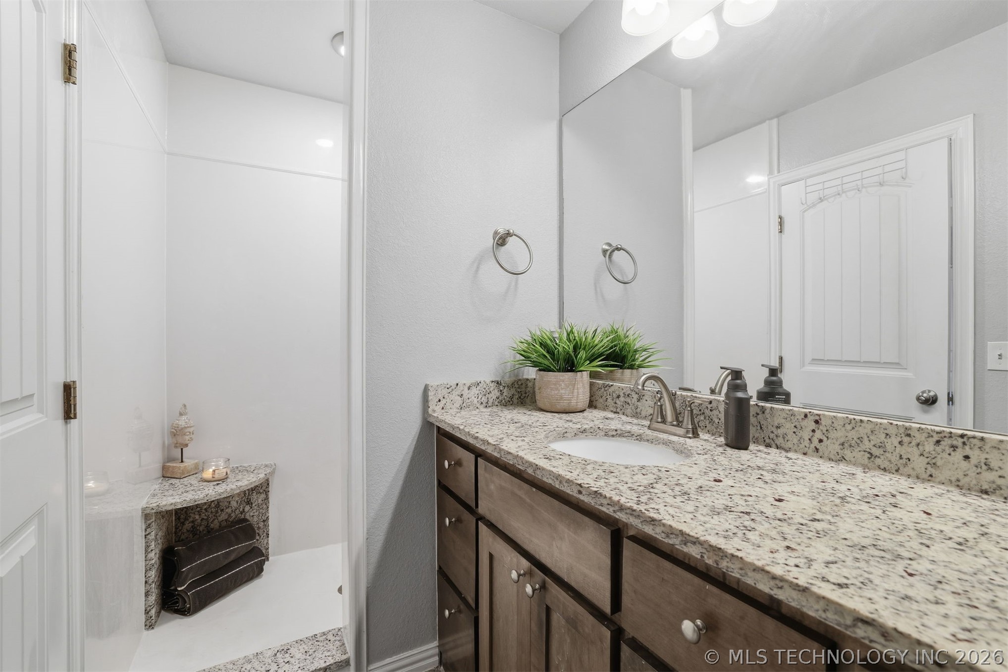 106 Santa Monica Property Photo 13