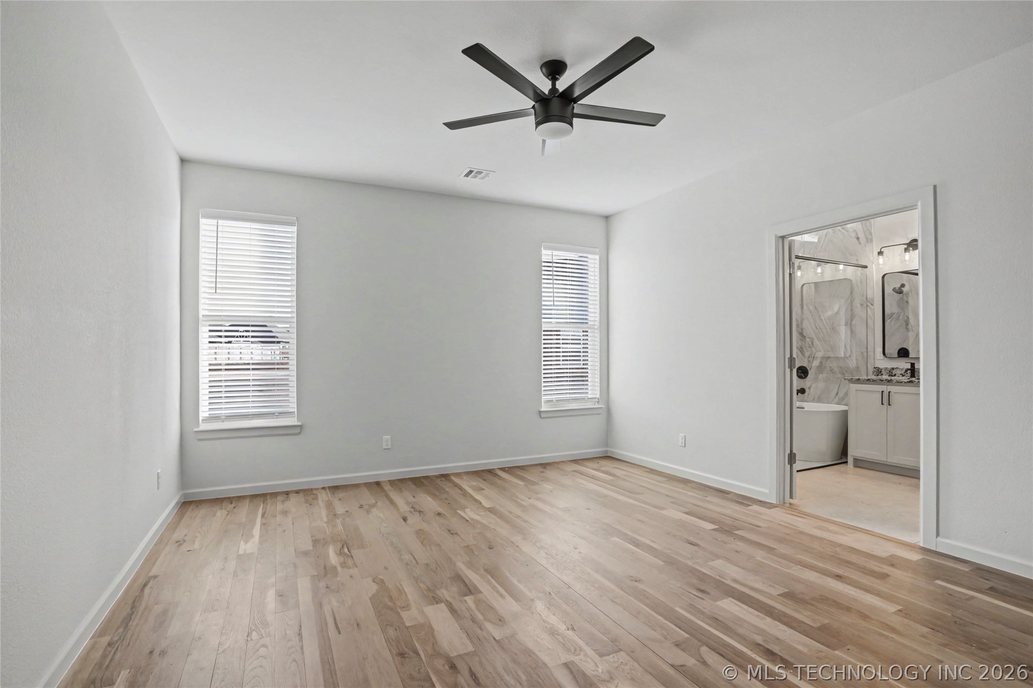 23087 E 106th Place S Property Photo 11