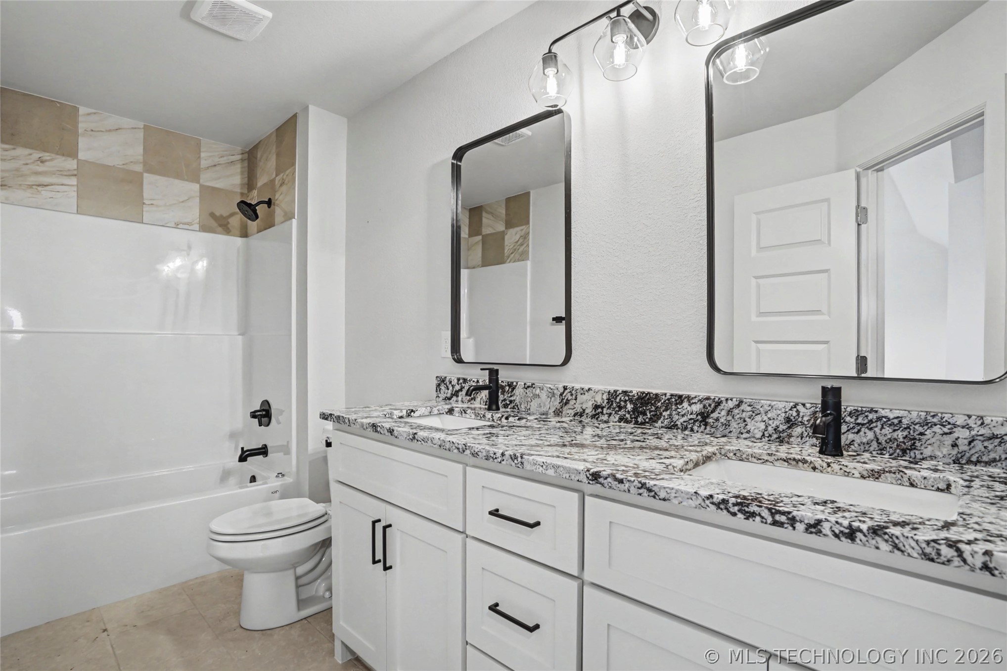 23087 E 106th Place S Property Photo 22