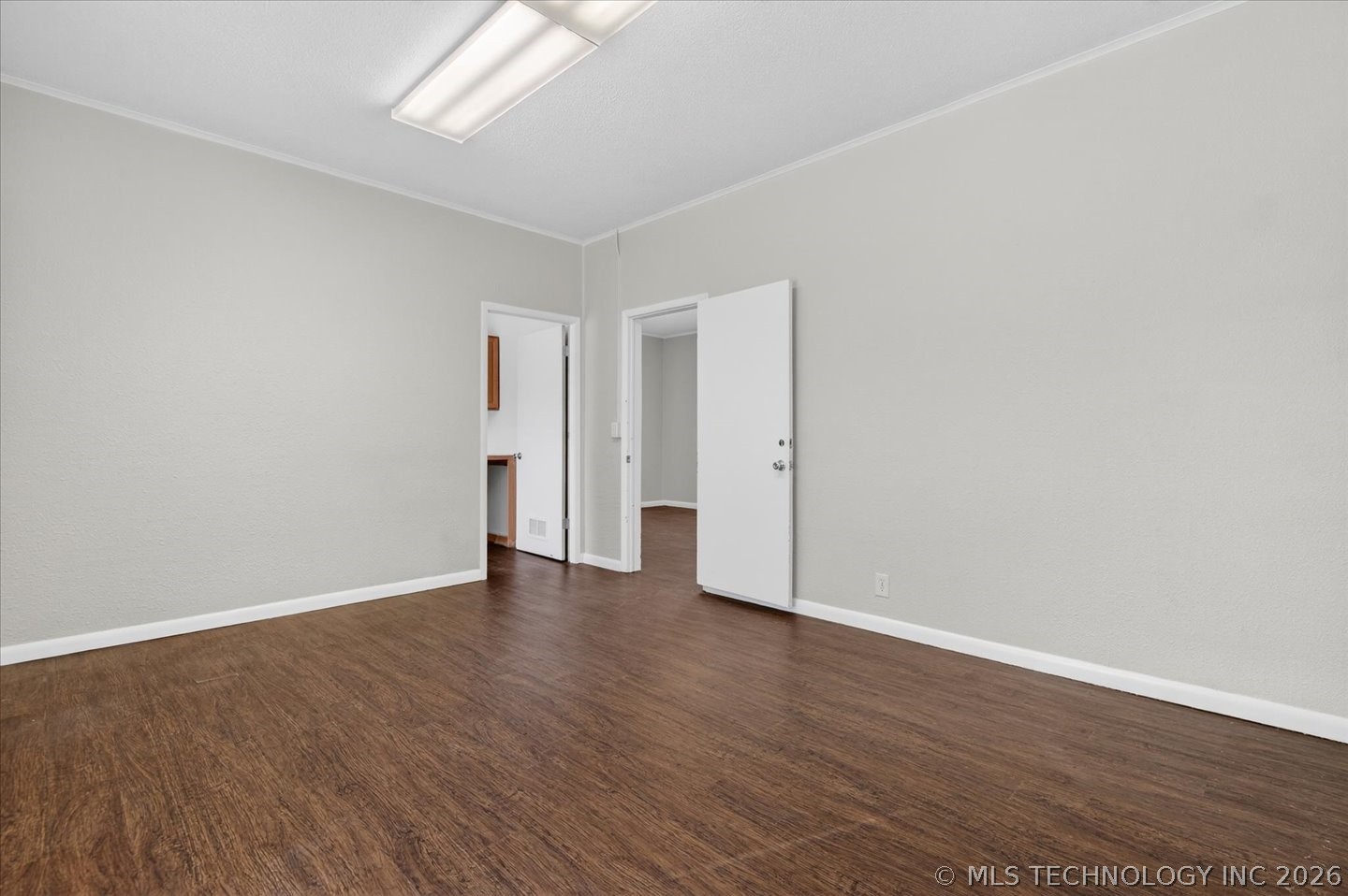 1201 Se Frank Phillips Boulevard Property Photo 25