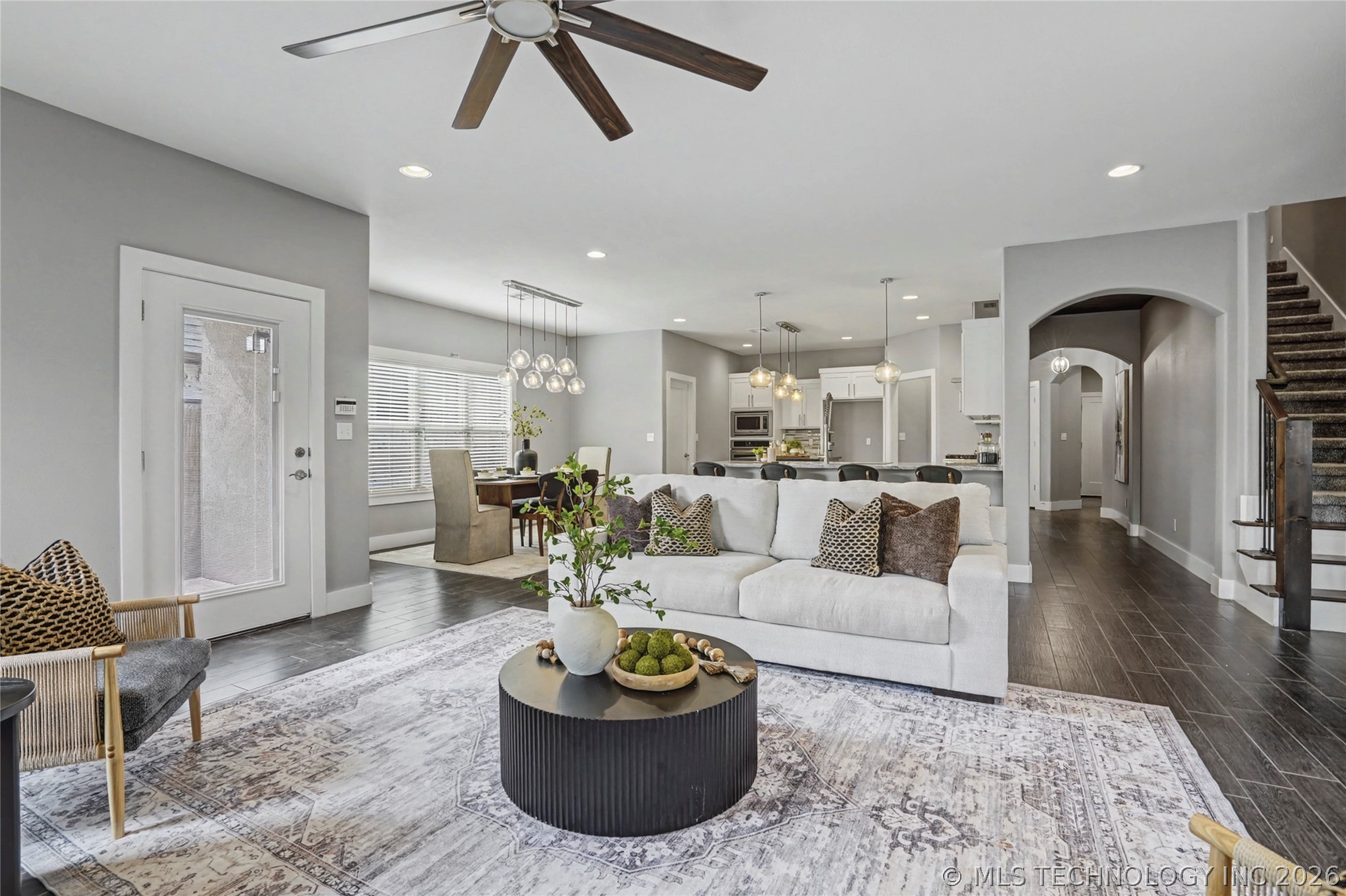 11427 S Ash Street Property Photo 10