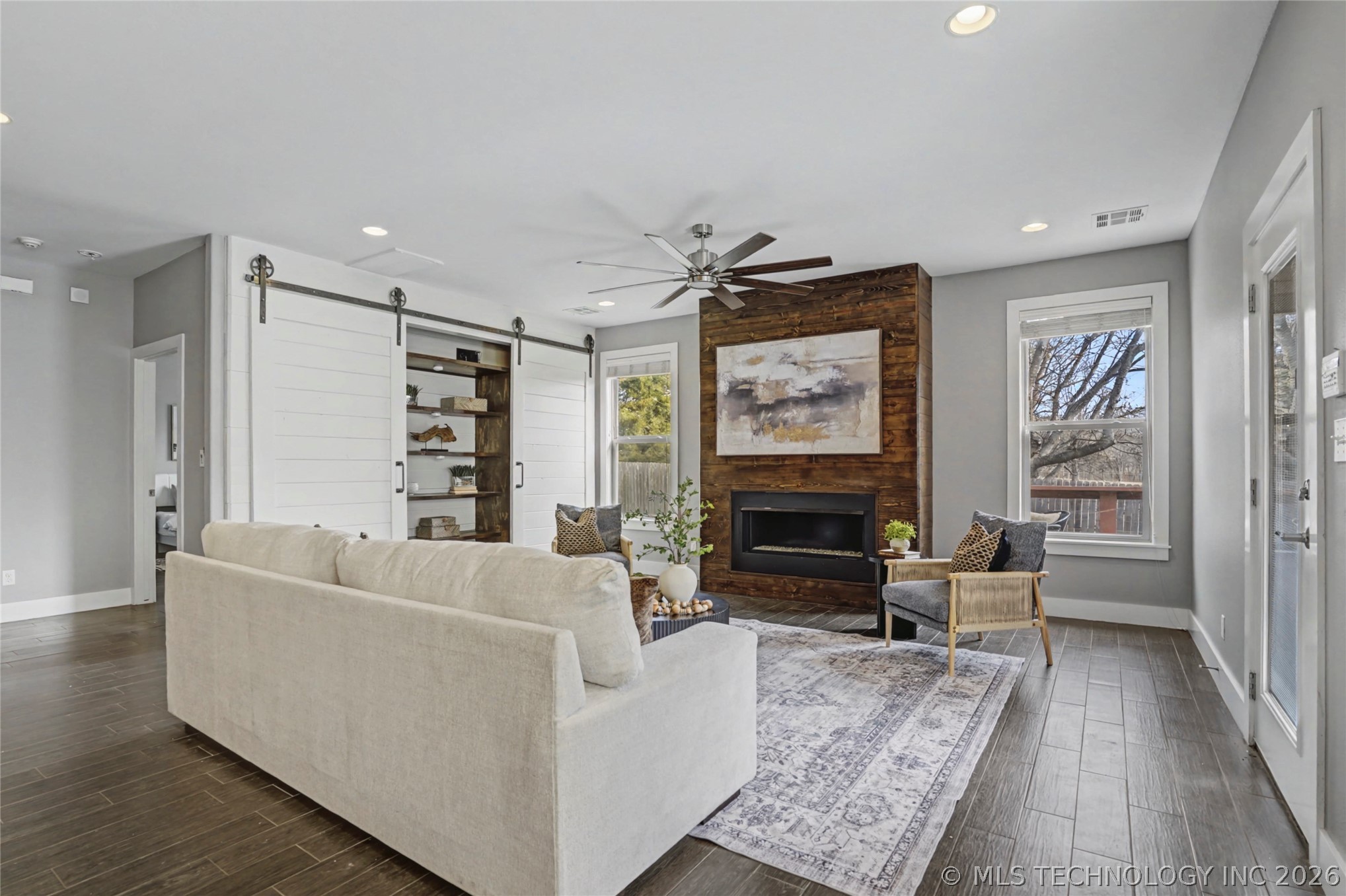 11427 S Ash Street Property Photo 11