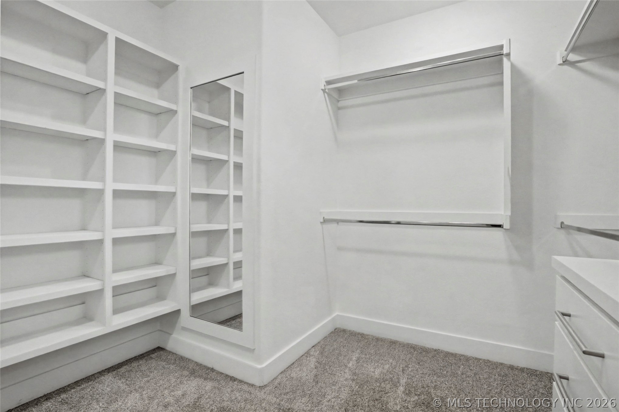 11427 S Ash Street Property Photo 24