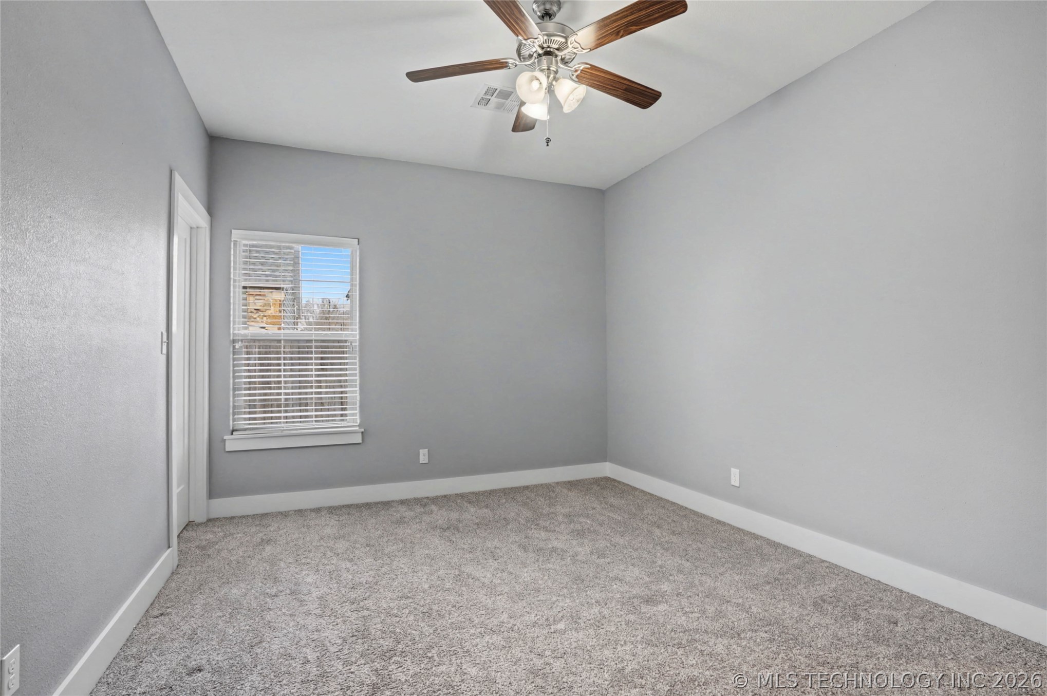 11427 S Ash Street Property Photo 28