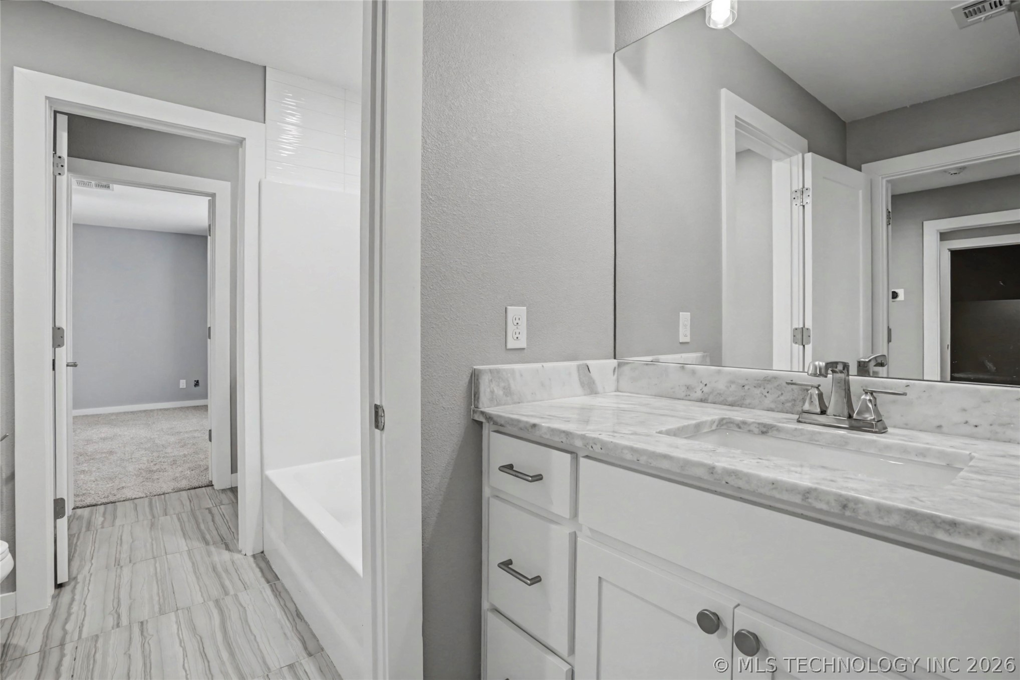 11427 S Ash Street Property Photo 34