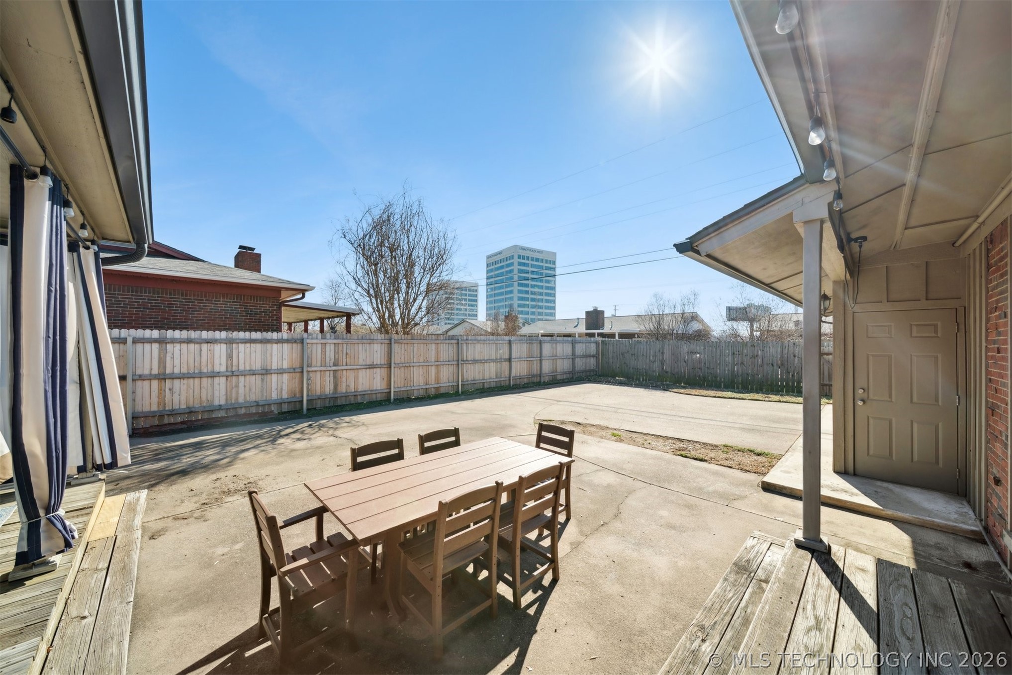 5144 E 30th Place Property Photo 31