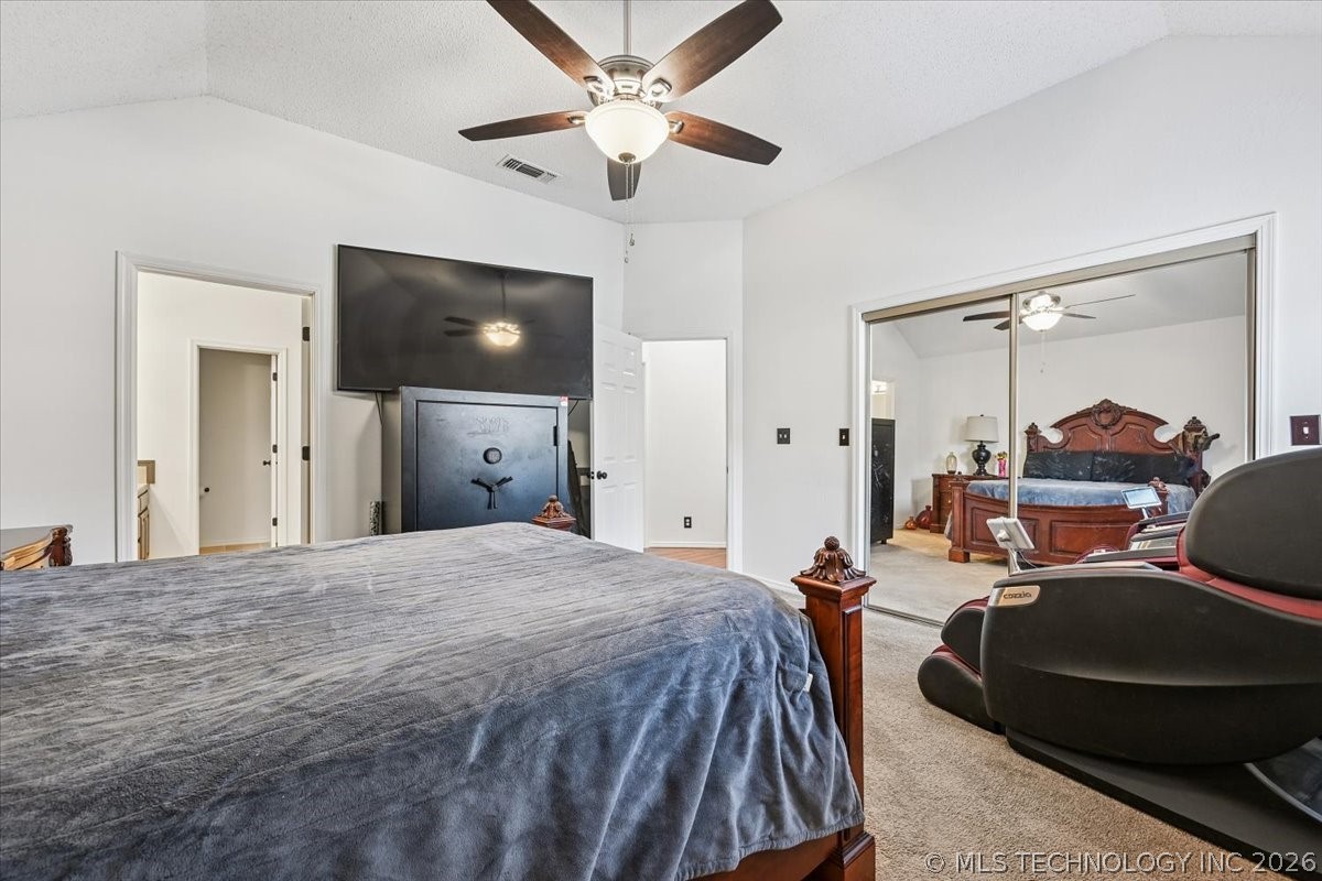 13773 S Oak Place Property Photo 19