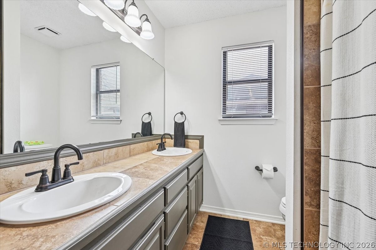 13773 S Oak Place Property Photo 25