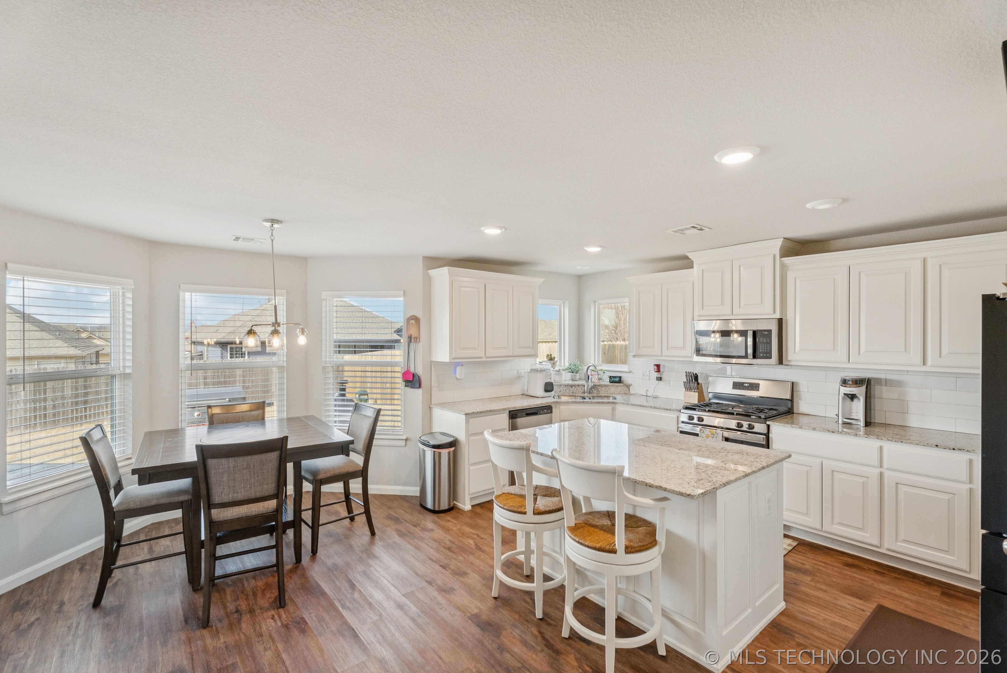 5130 S Walnut Creek Drive W Property Photo 6