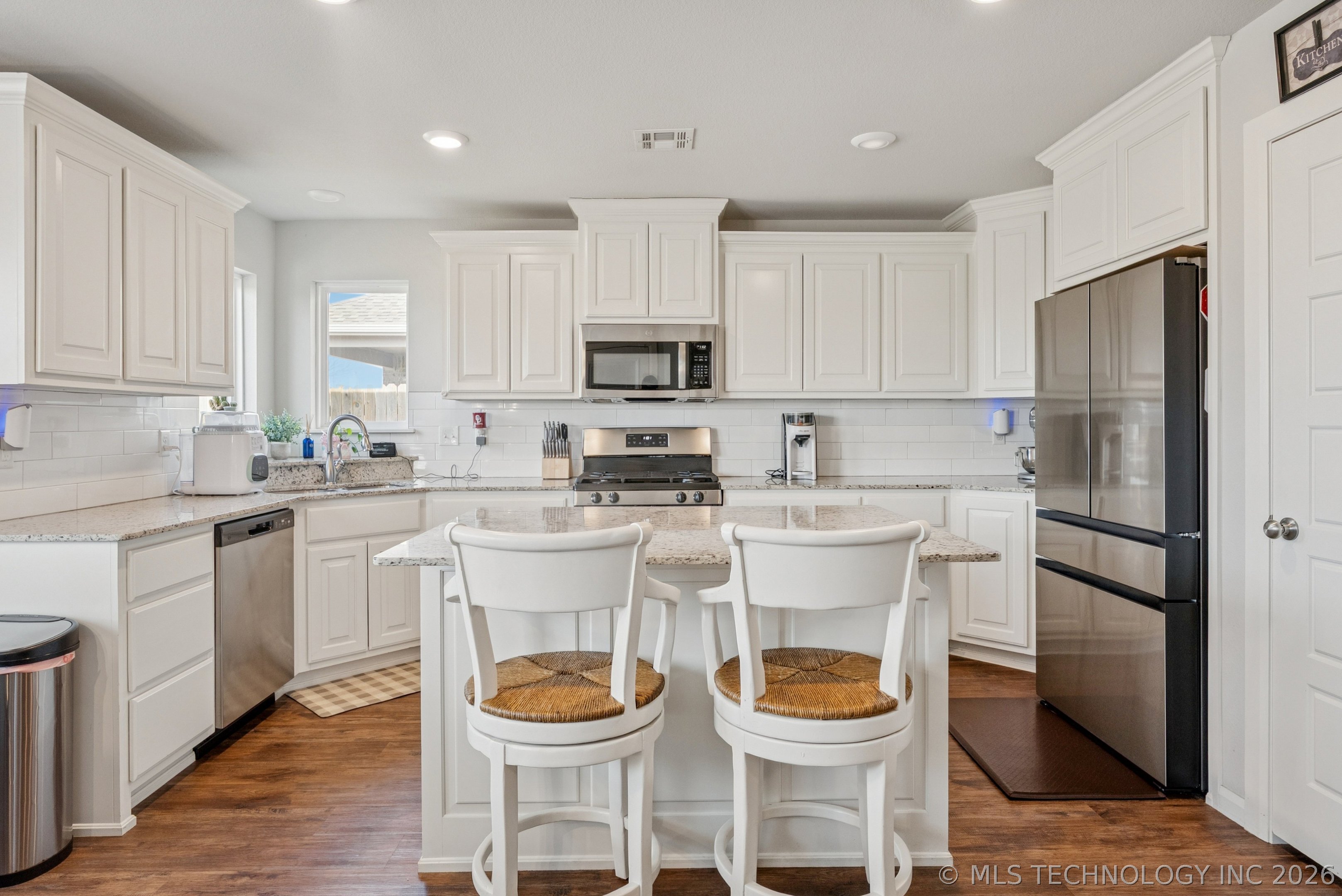 5130 S Walnut Creek Drive W Property Photo 7