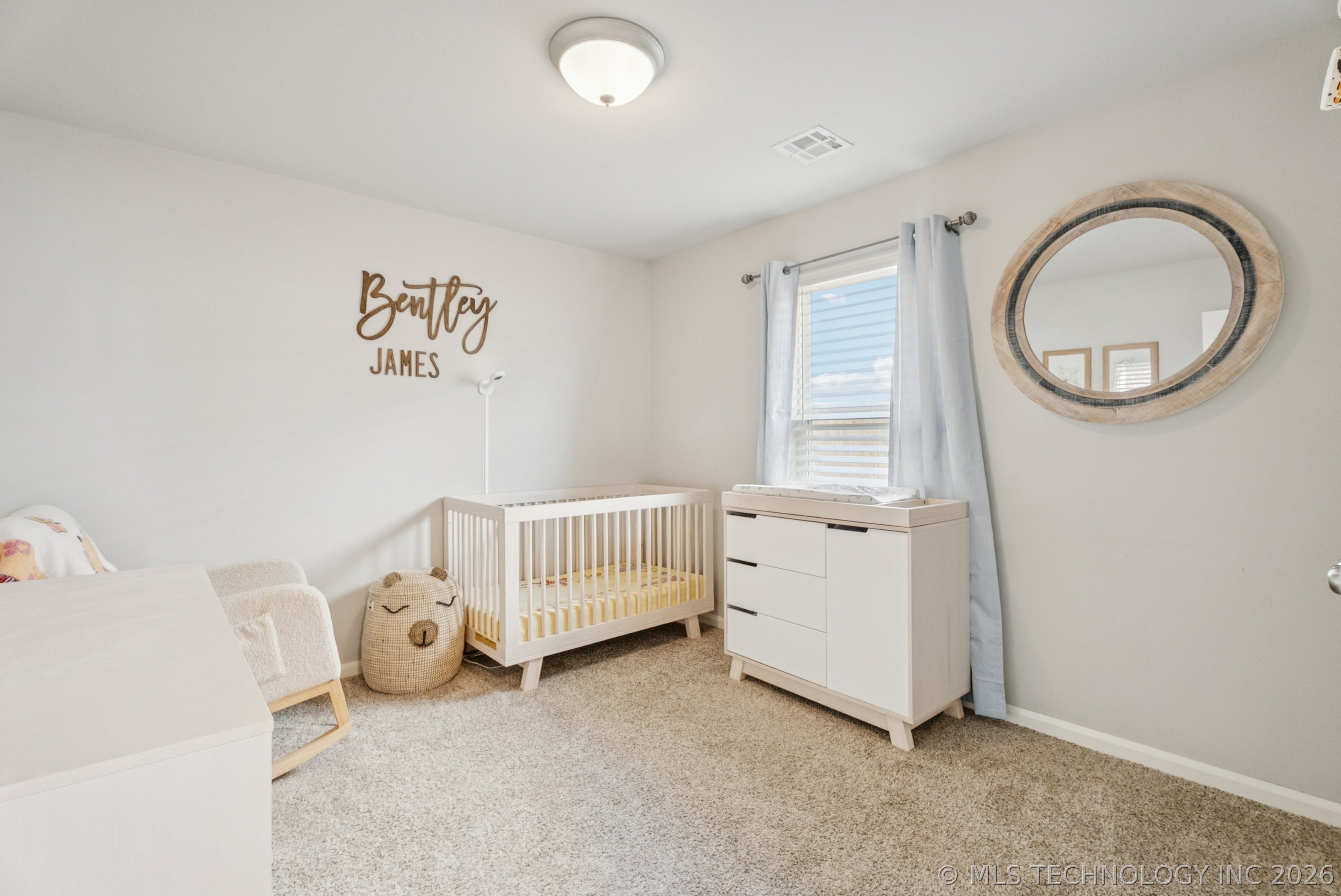 5130 S Walnut Creek Drive W Property Photo 9