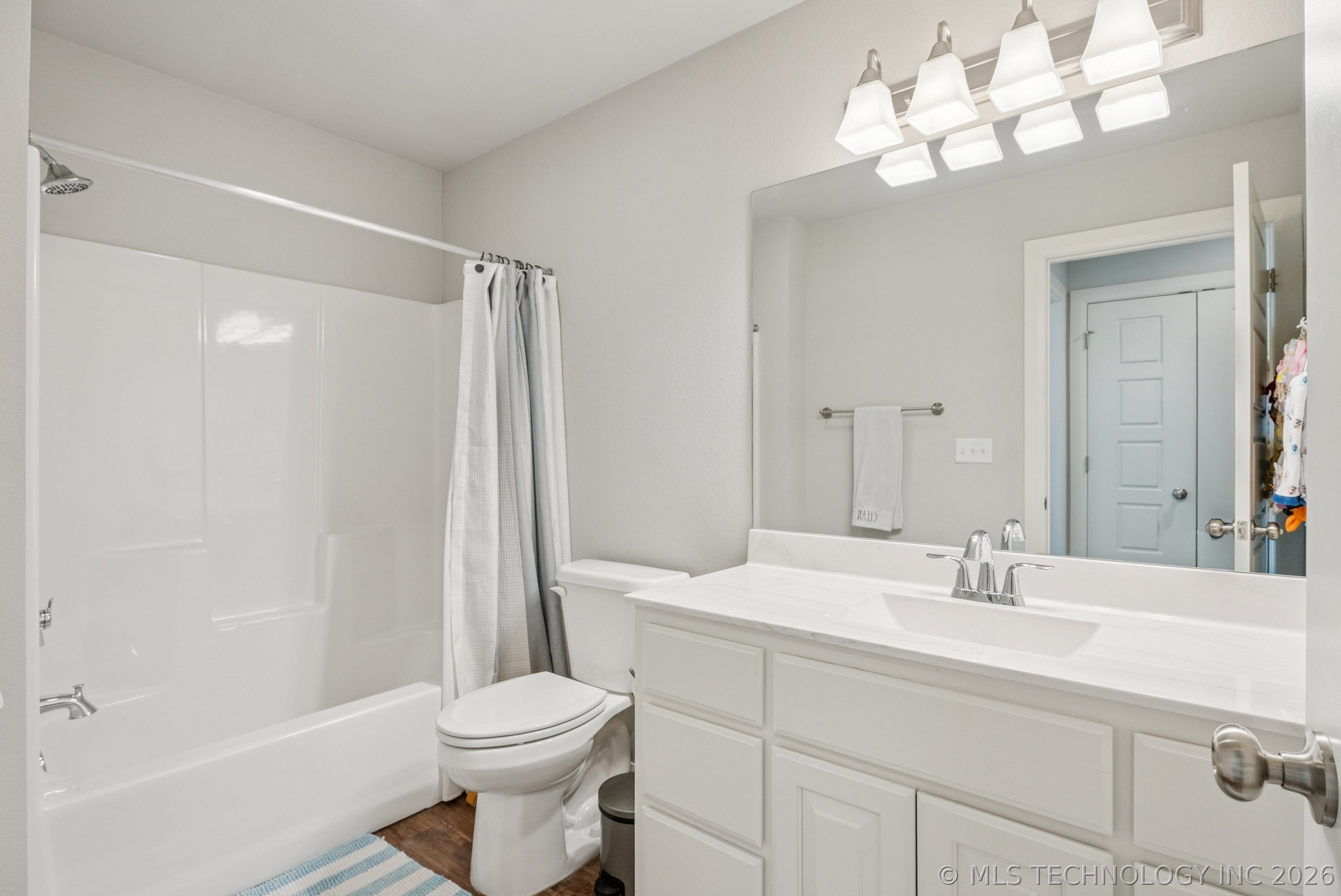 5130 S Walnut Creek Drive W Property Photo 11