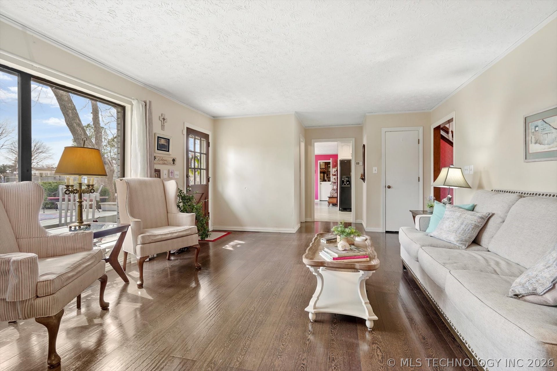 10839 S Houston Avenue Property Photo 6