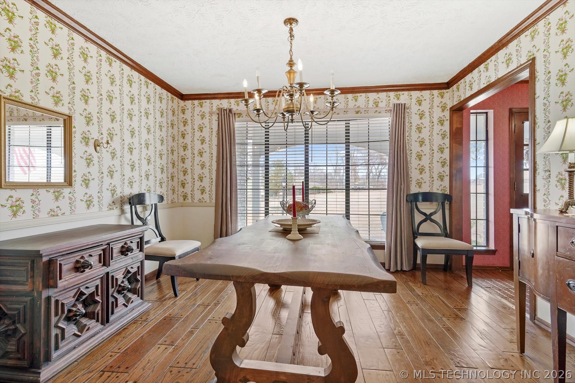 10839 S Houston Avenue Property Photo 8