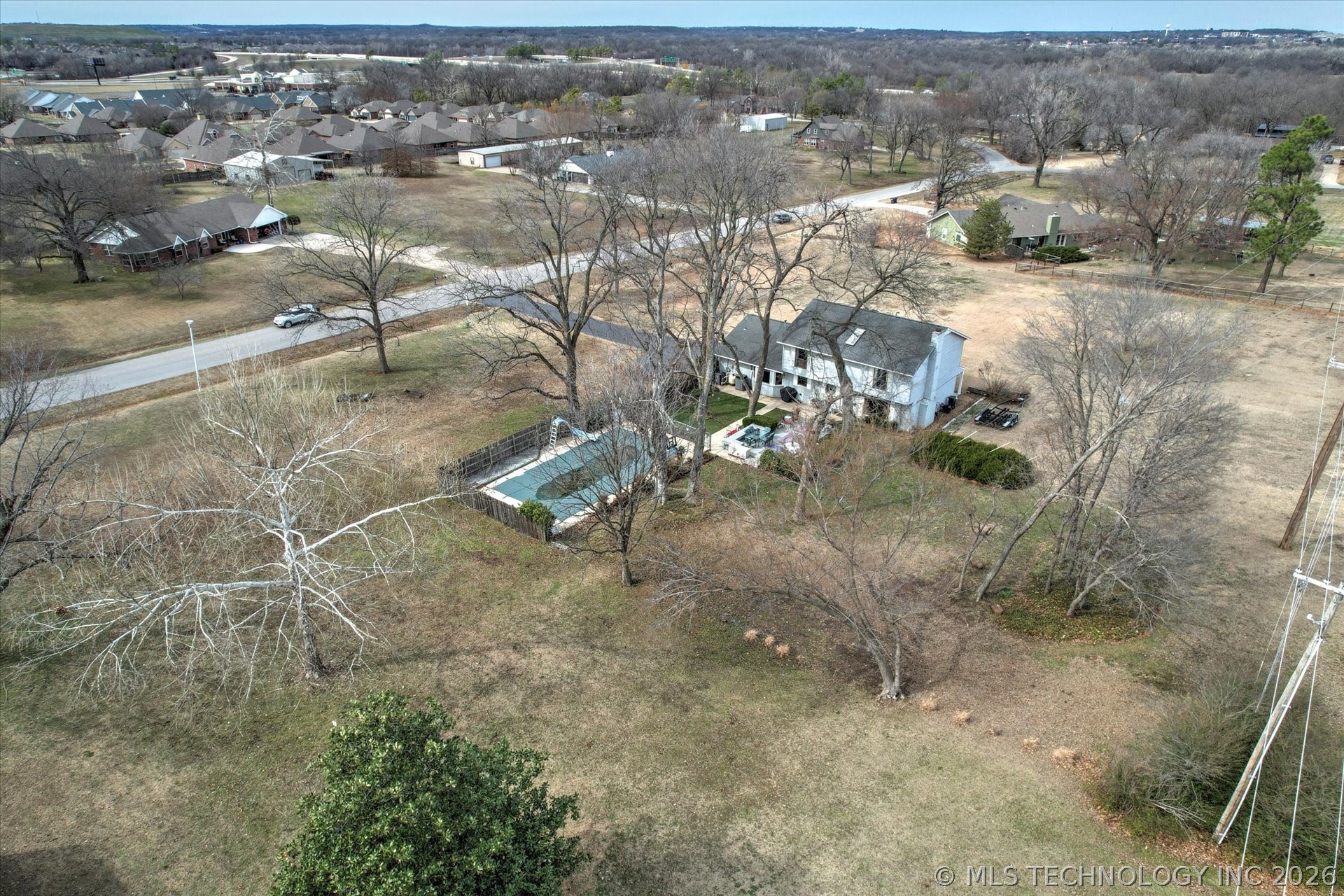 10839 S Houston Avenue Property Photo 31