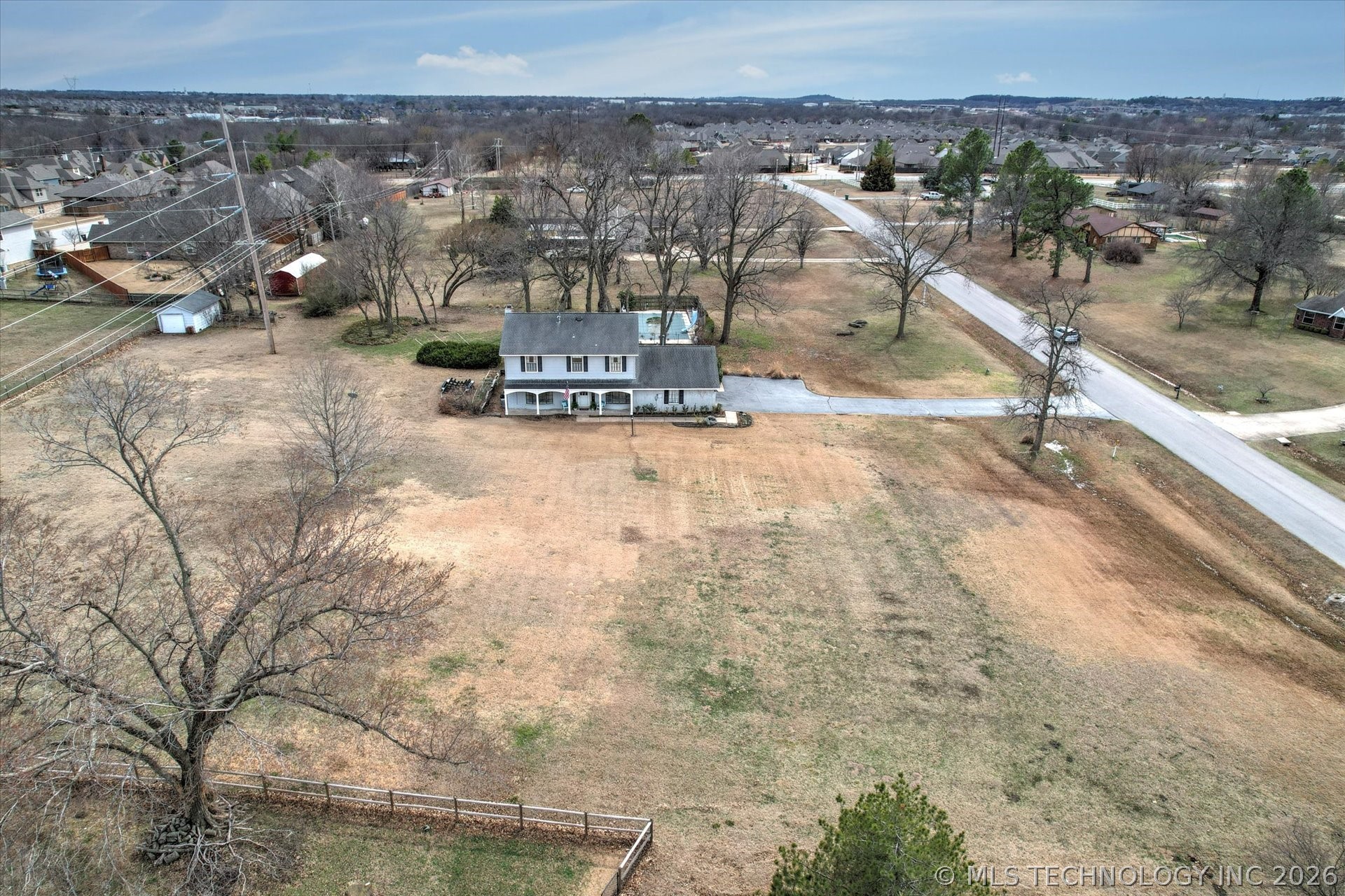 10839 S Houston Avenue Property Photo 32