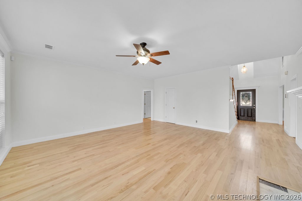 10304 E 90th Street North Property Photo 6