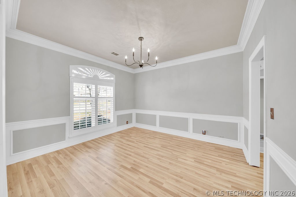 10304 E 90th Street North Property Photo 15