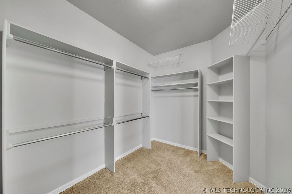 10304 E 90th Street North Property Photo 24