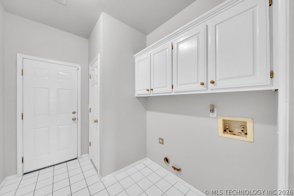 10304 E 90th Street North Property Photo 38