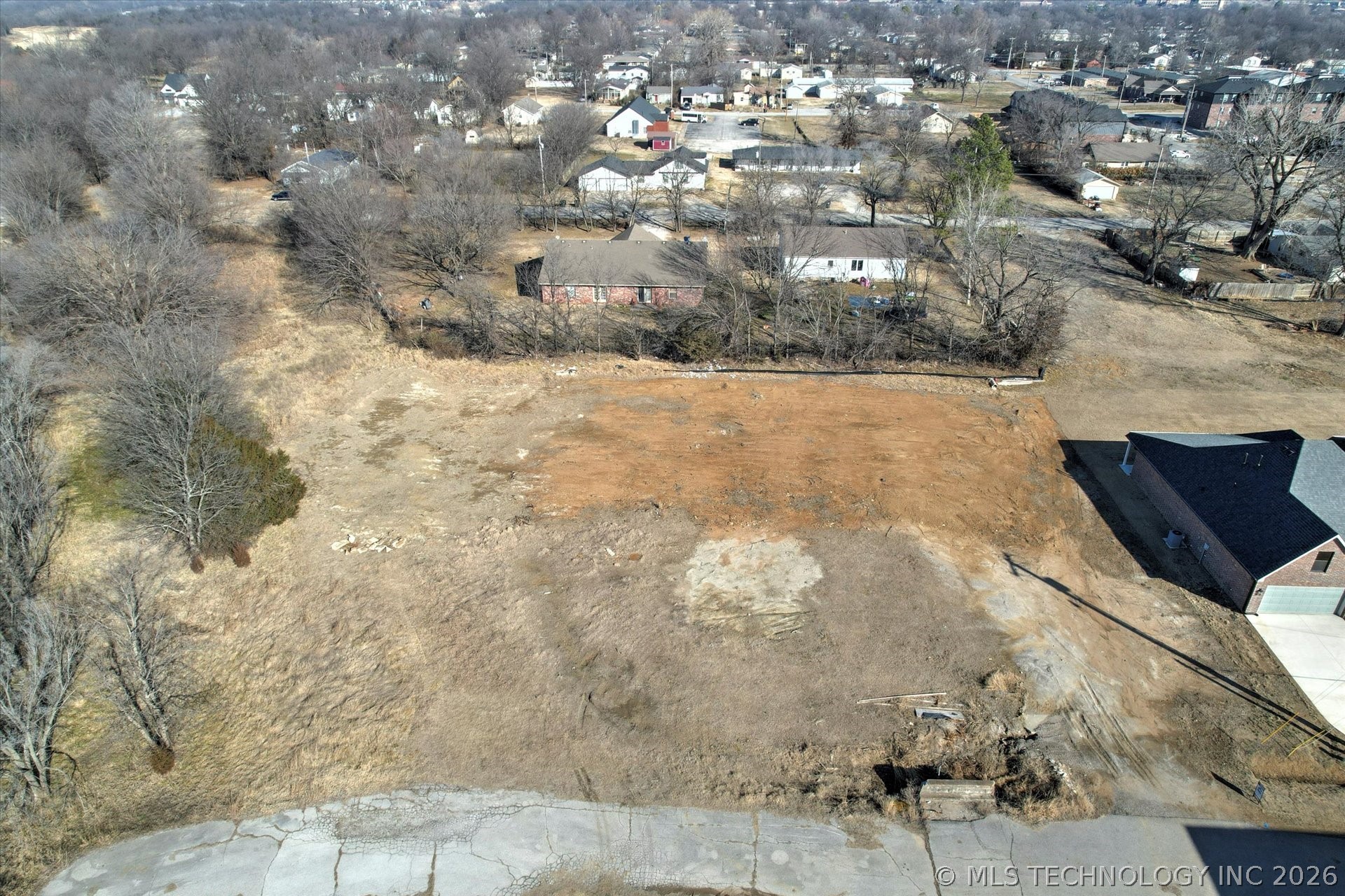 217 W Broadway Street Property Photo 3