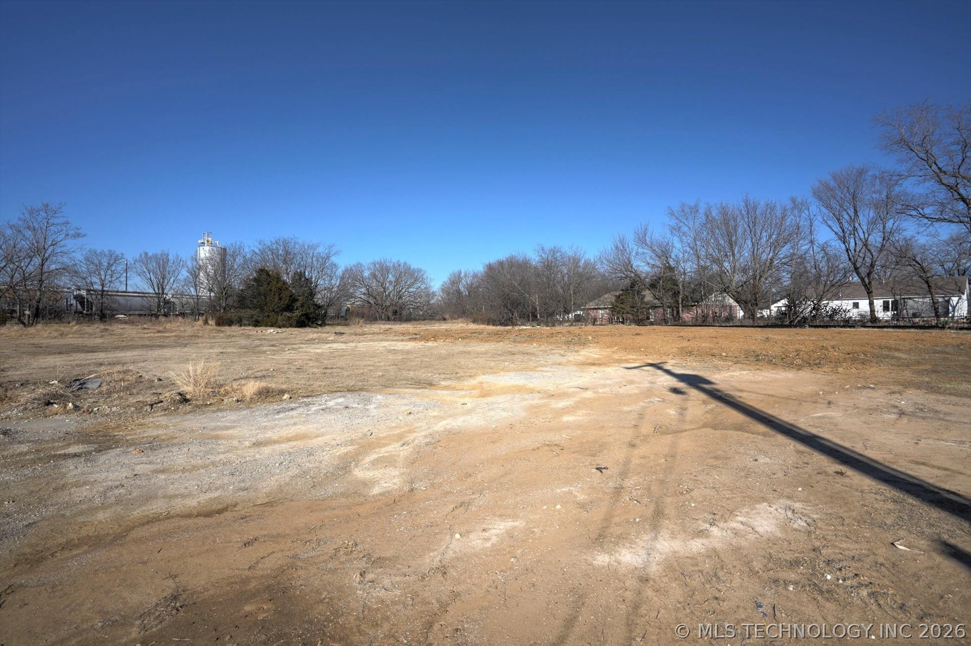 217 W Broadway Street Property Photo 4