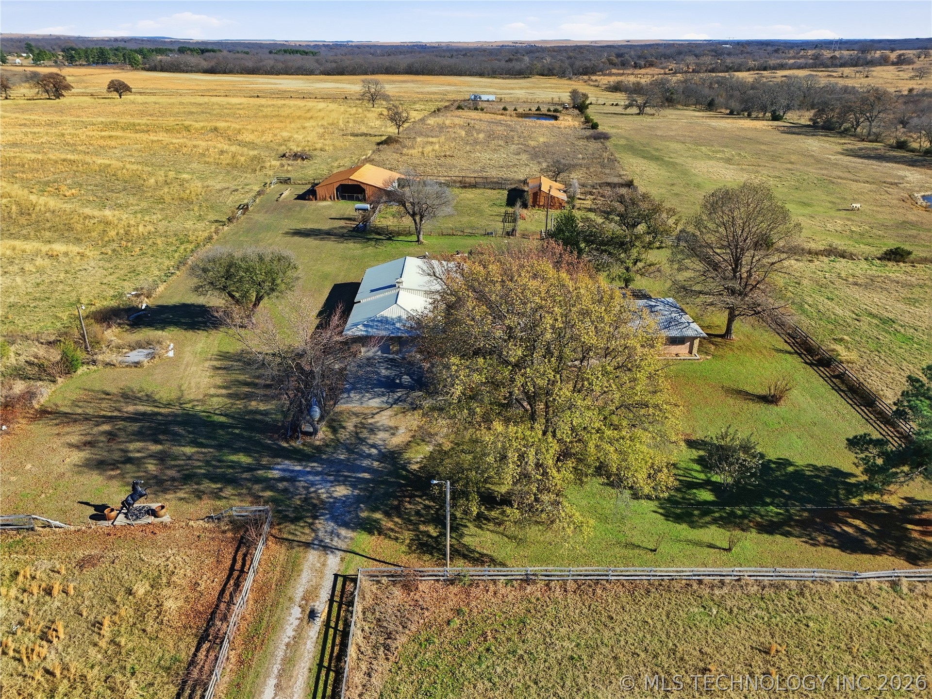 2604655 Property Photo 4