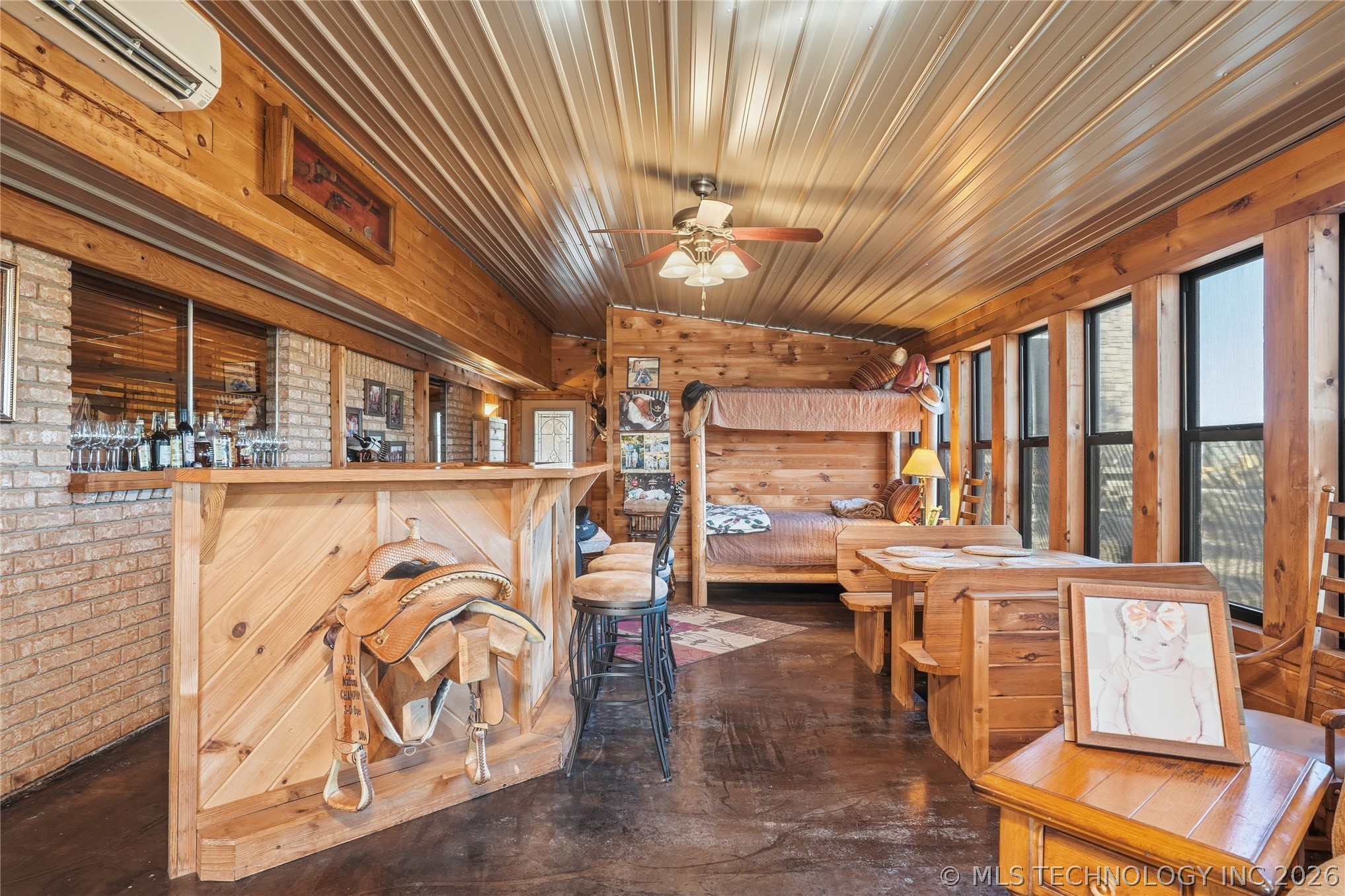 2604655 Property Photo 18