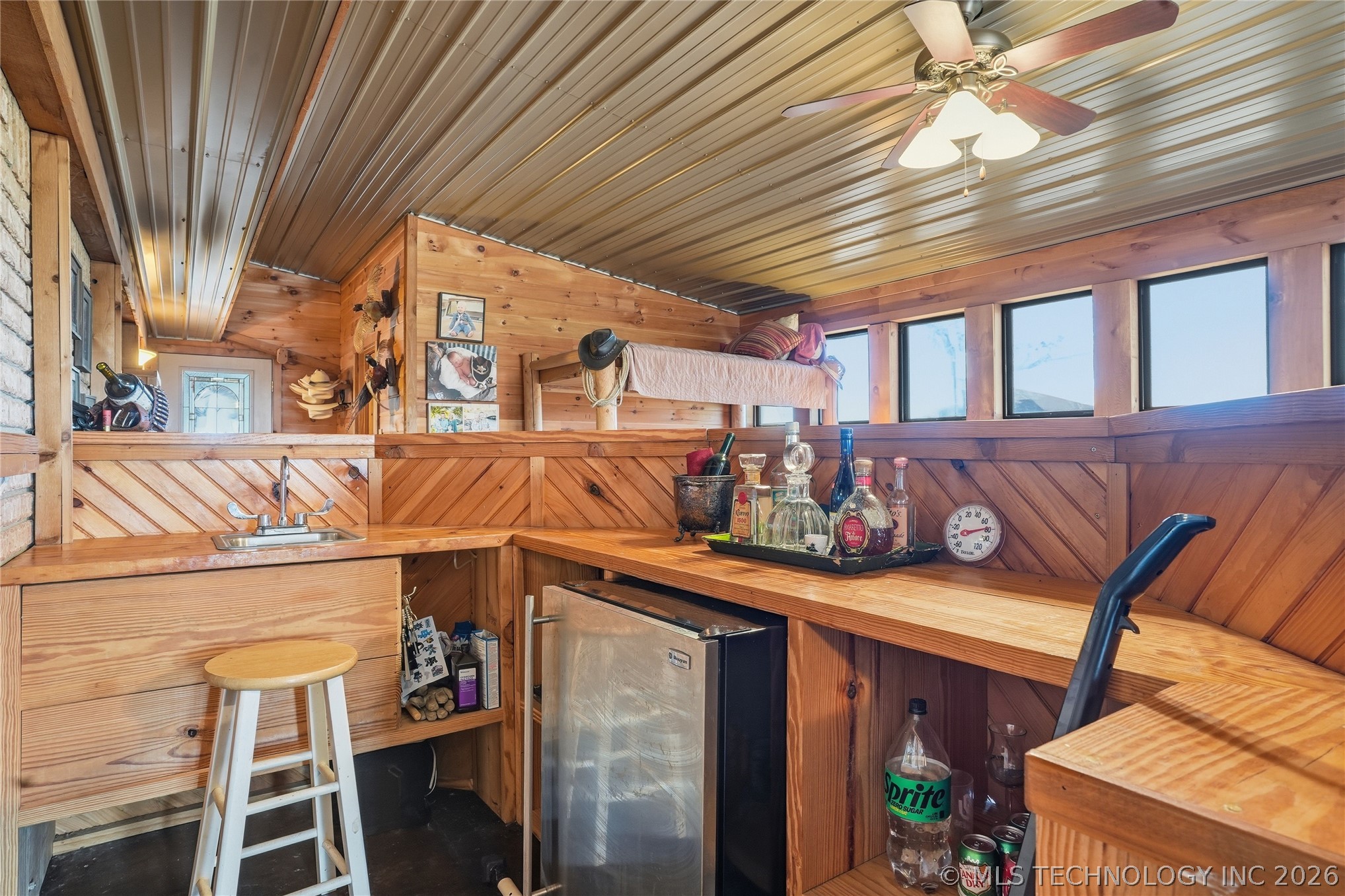 2604655 Property Photo 21