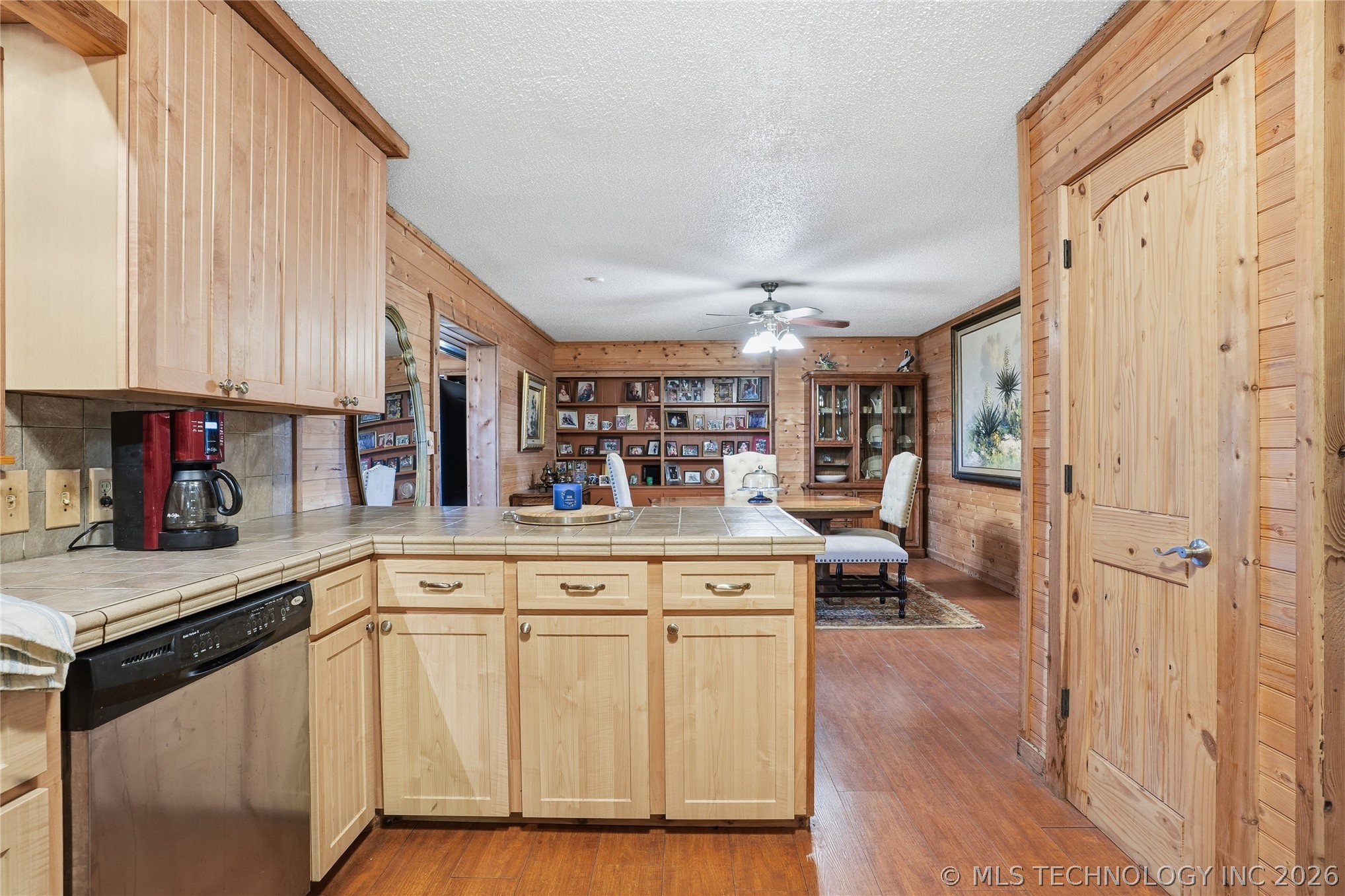 2604655 Property Photo 42