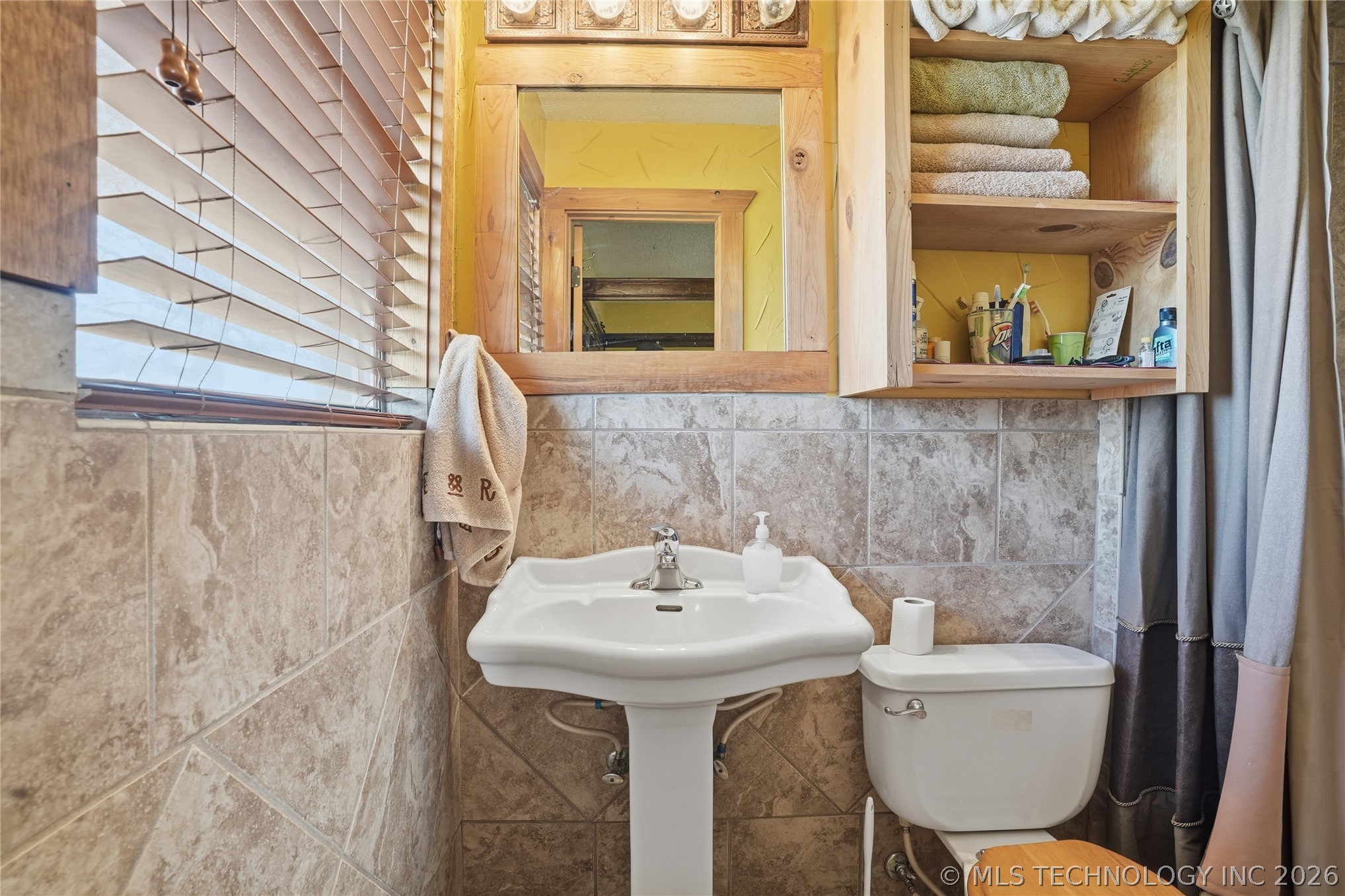 2604655 Property Photo 60