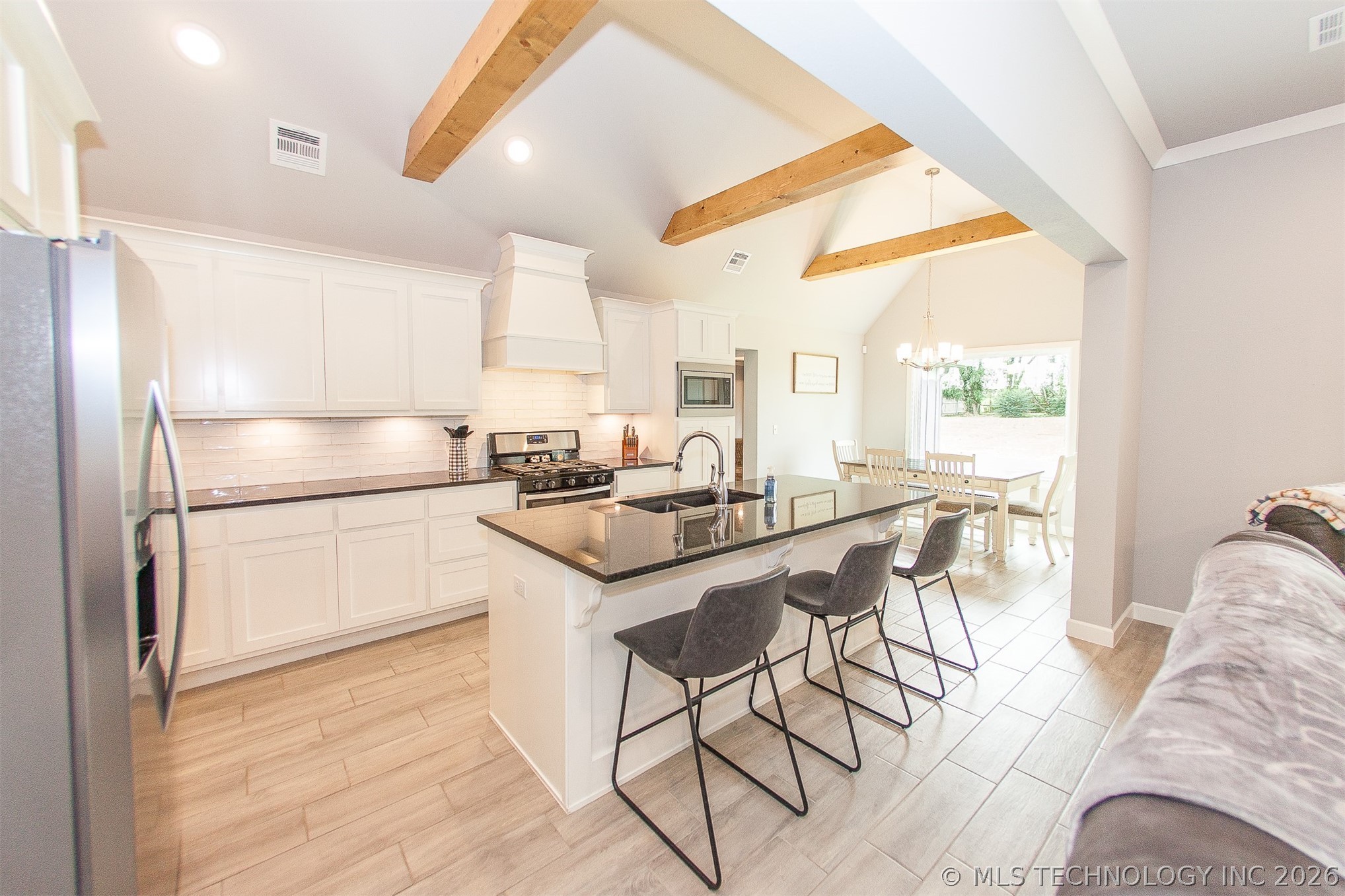 2429 W Union Street Property Photo 14